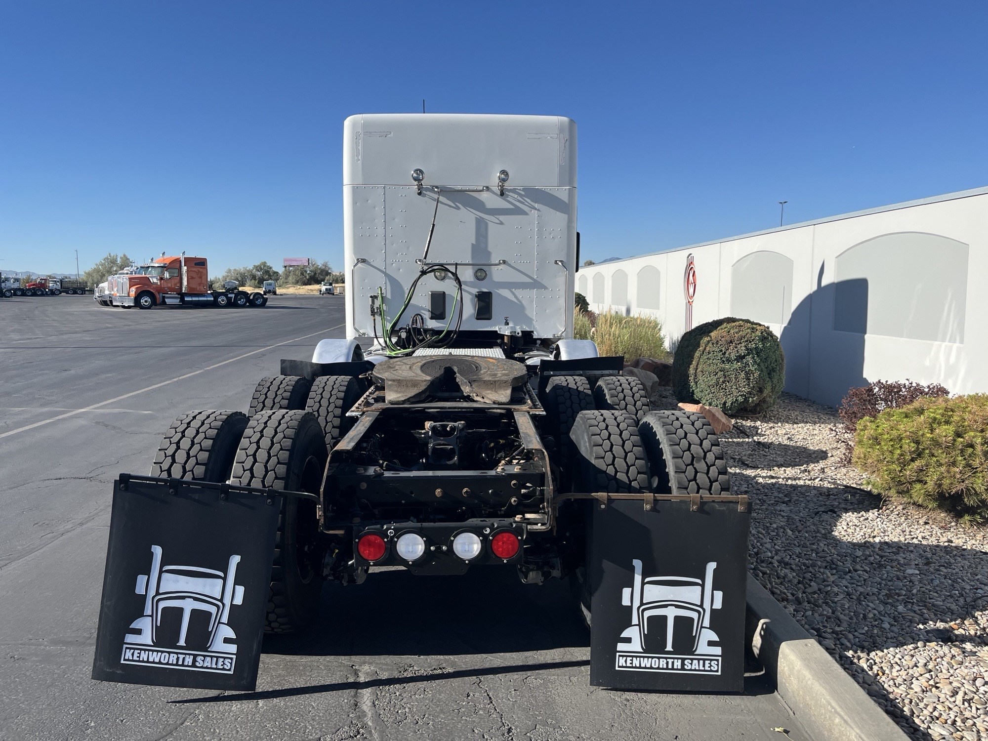 2020 Kenworth T880 - image 6 of 6