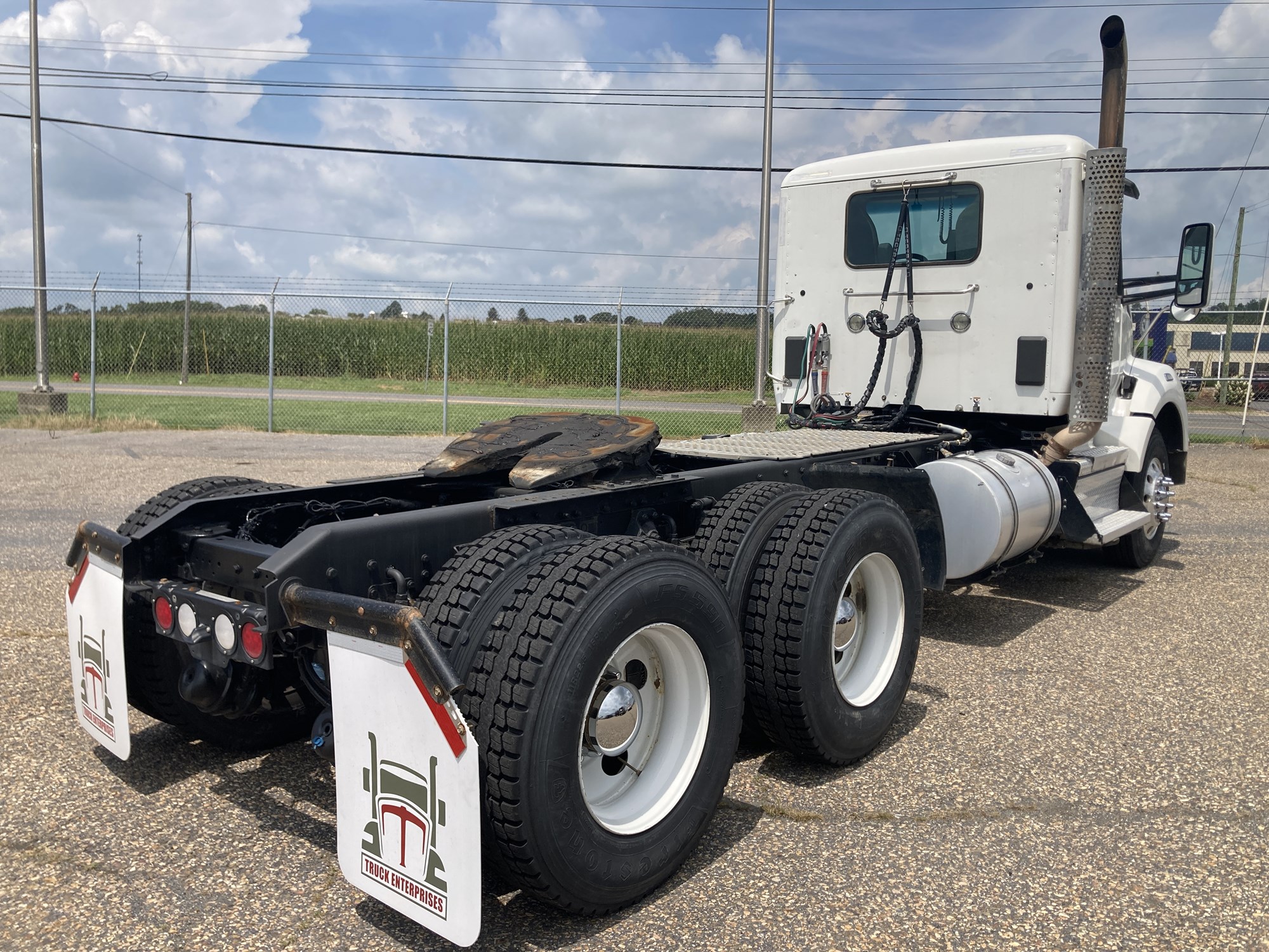 2020 Kenworth T880 2020 Kenworth T880 - image 5 of 6
