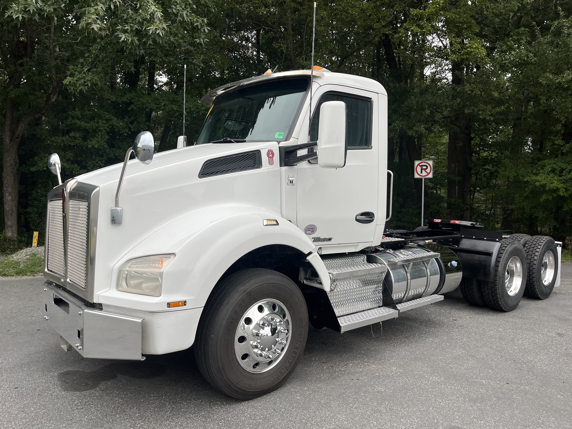 2020 Kenworth T880 - image 1 of 6