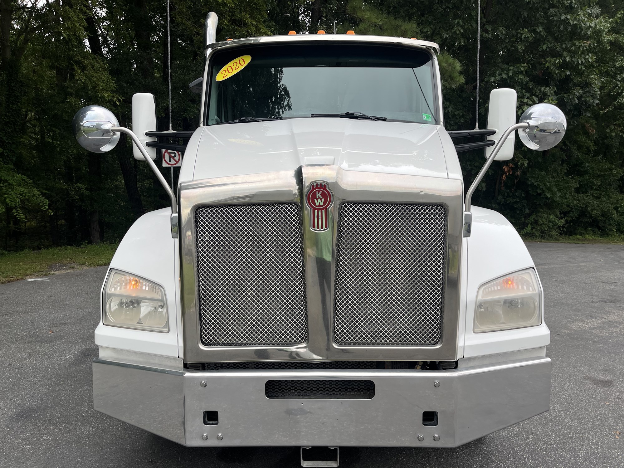 2020 Kenworth T880 - image 2 of 6
