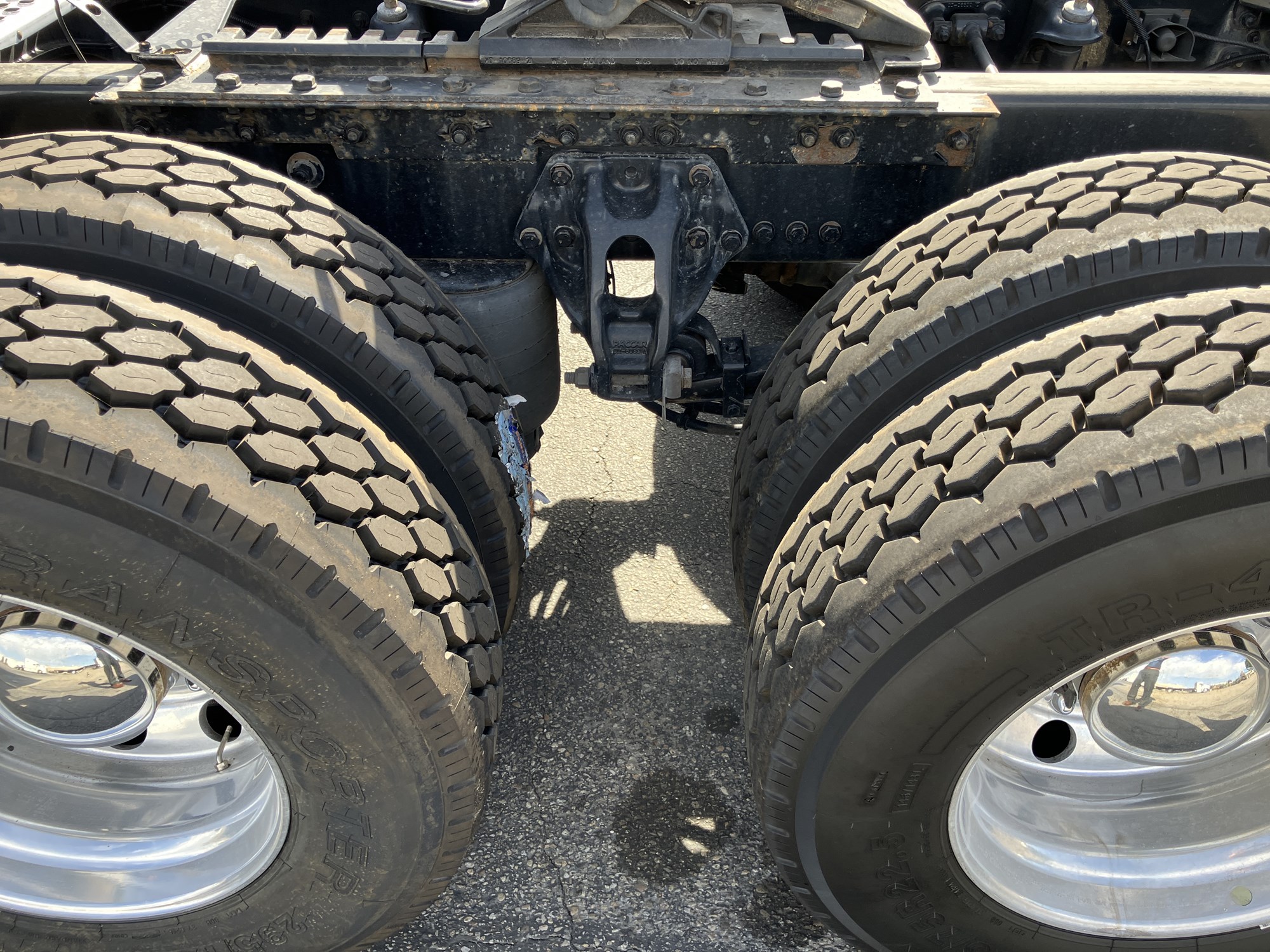 2021 Kenworth T680 - image 5 of 6