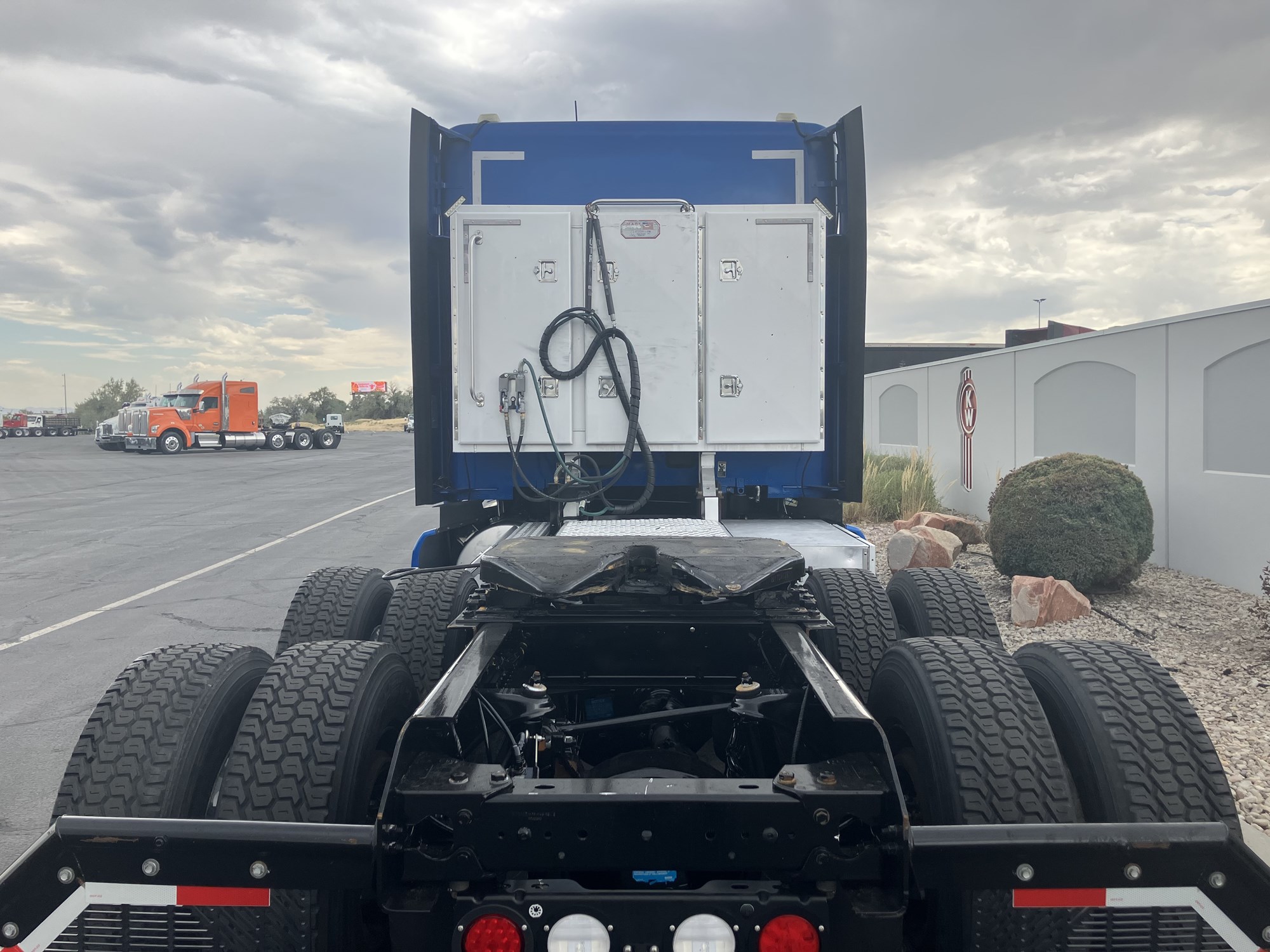 2021 Kenworth T680 - image 6 of 6