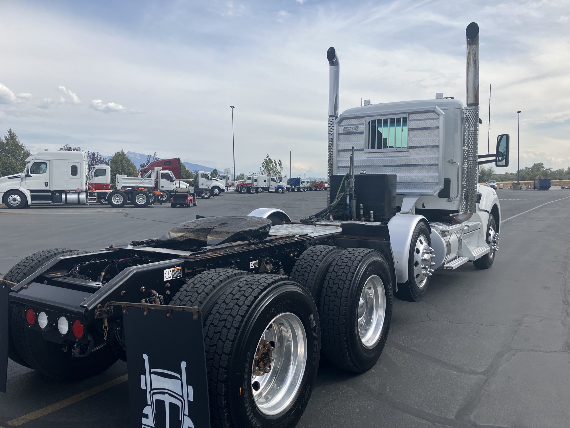 2021 Kenworth T880 - image 6 of 6