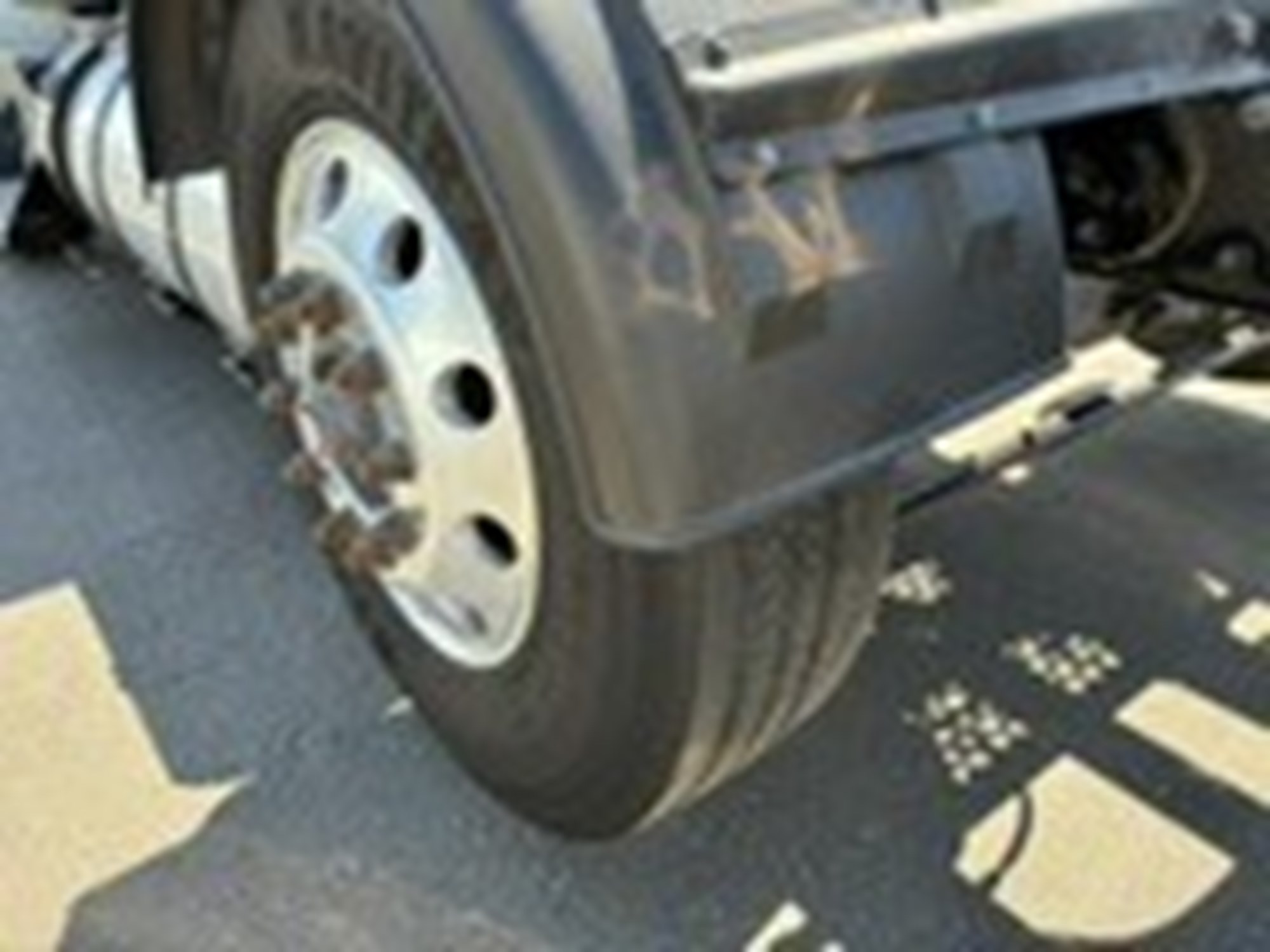 2021 Kenworth T880 - image 3 of 6