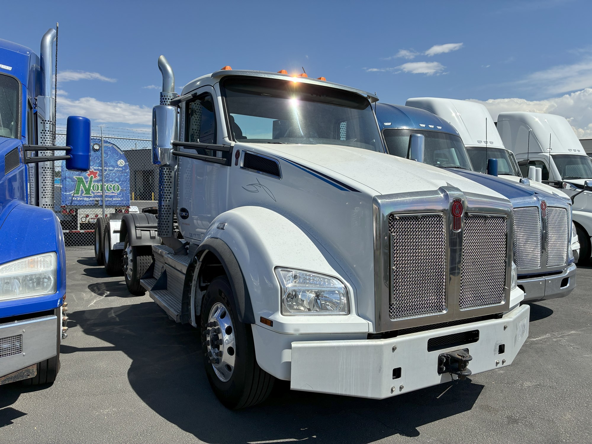2021 Kenworth T880 - image 6 of 6