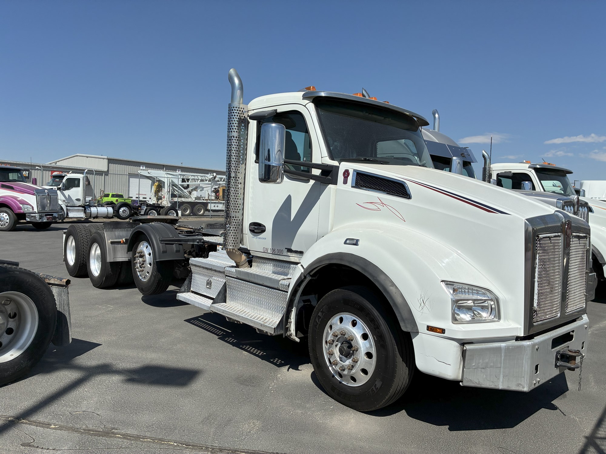 2021 Kenworth T880 - image 6 of 6
