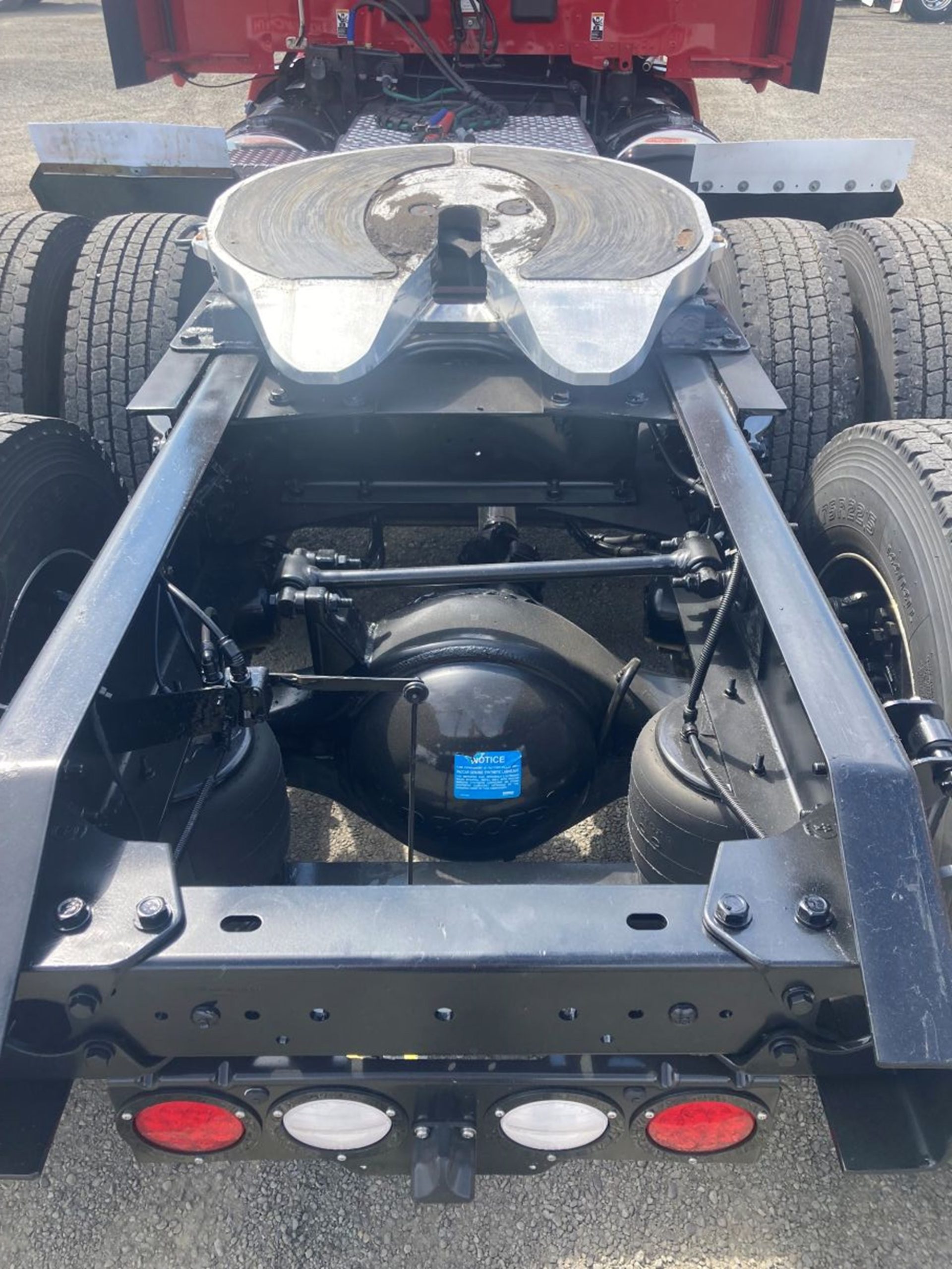 2021 Kenworth T680 - image 5 of 6