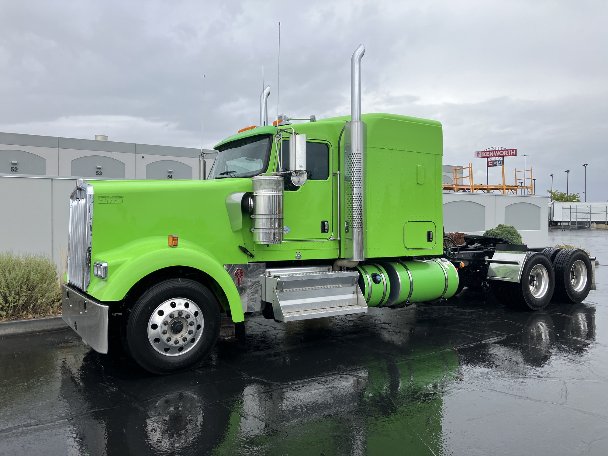 2021 Kenworth W900L - image 1 of 6