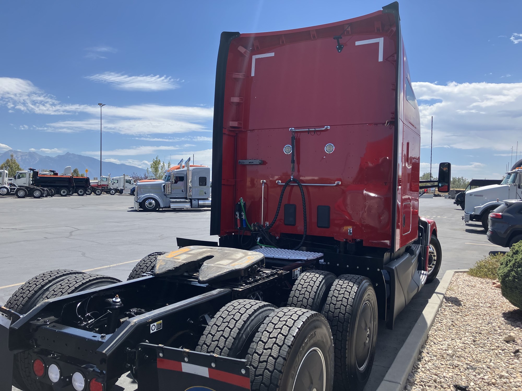 2022 Kenworth T680 Next Gen - image 5 of 6