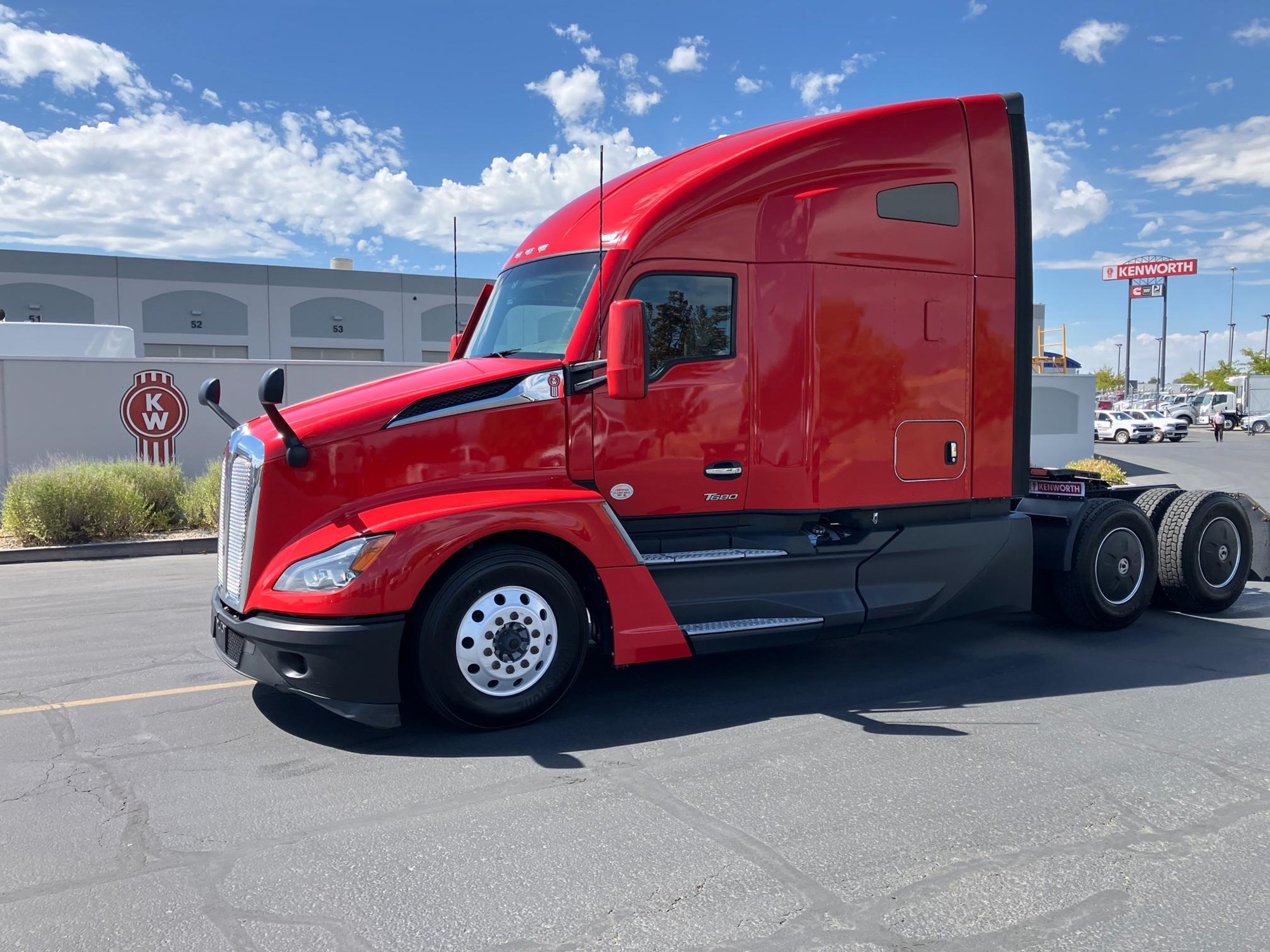 2022 Kenworth T680 Next Gen - image 1 of 6