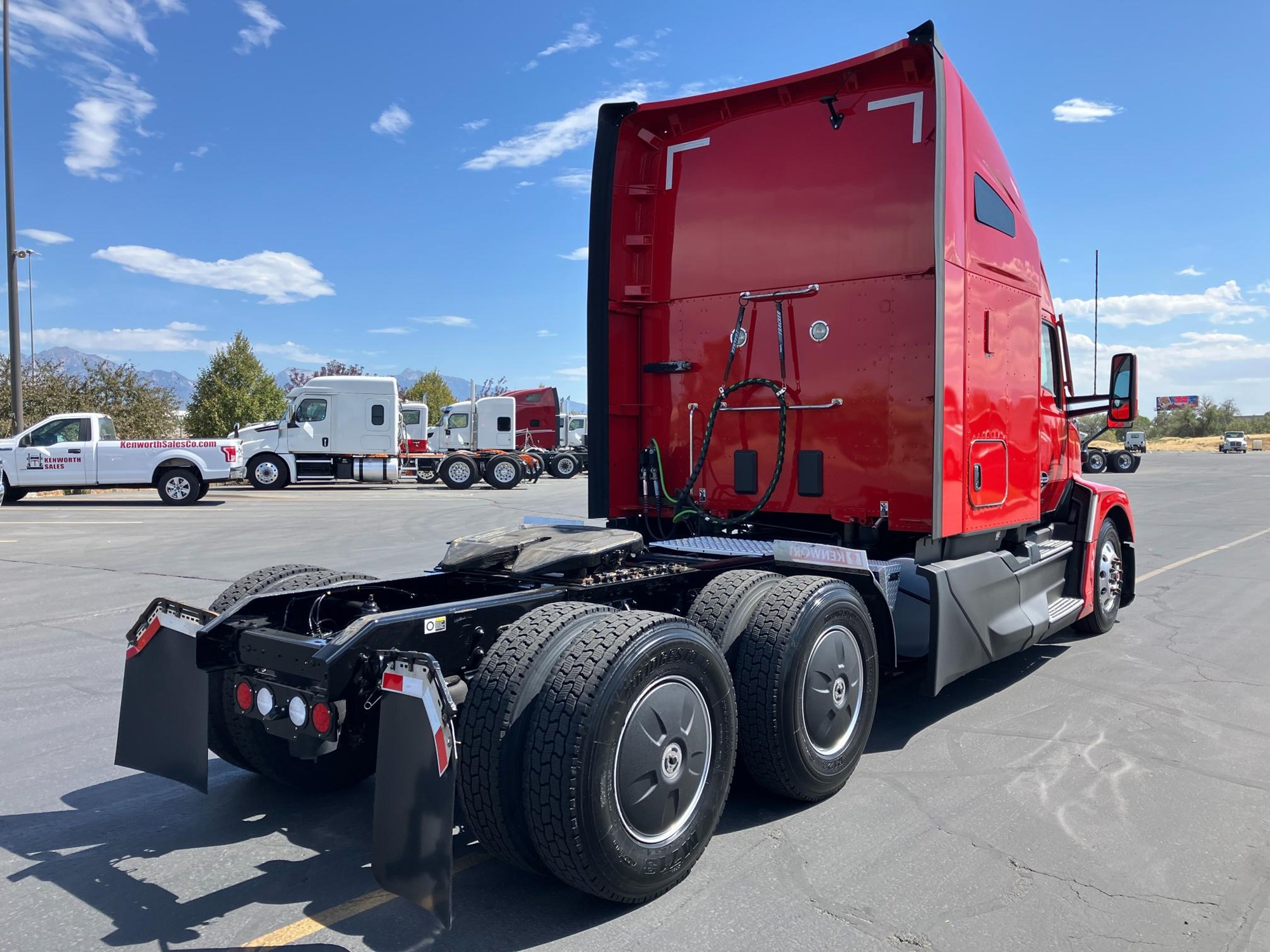 2022 Kenworth T680 Next Gen - image 5 of 6