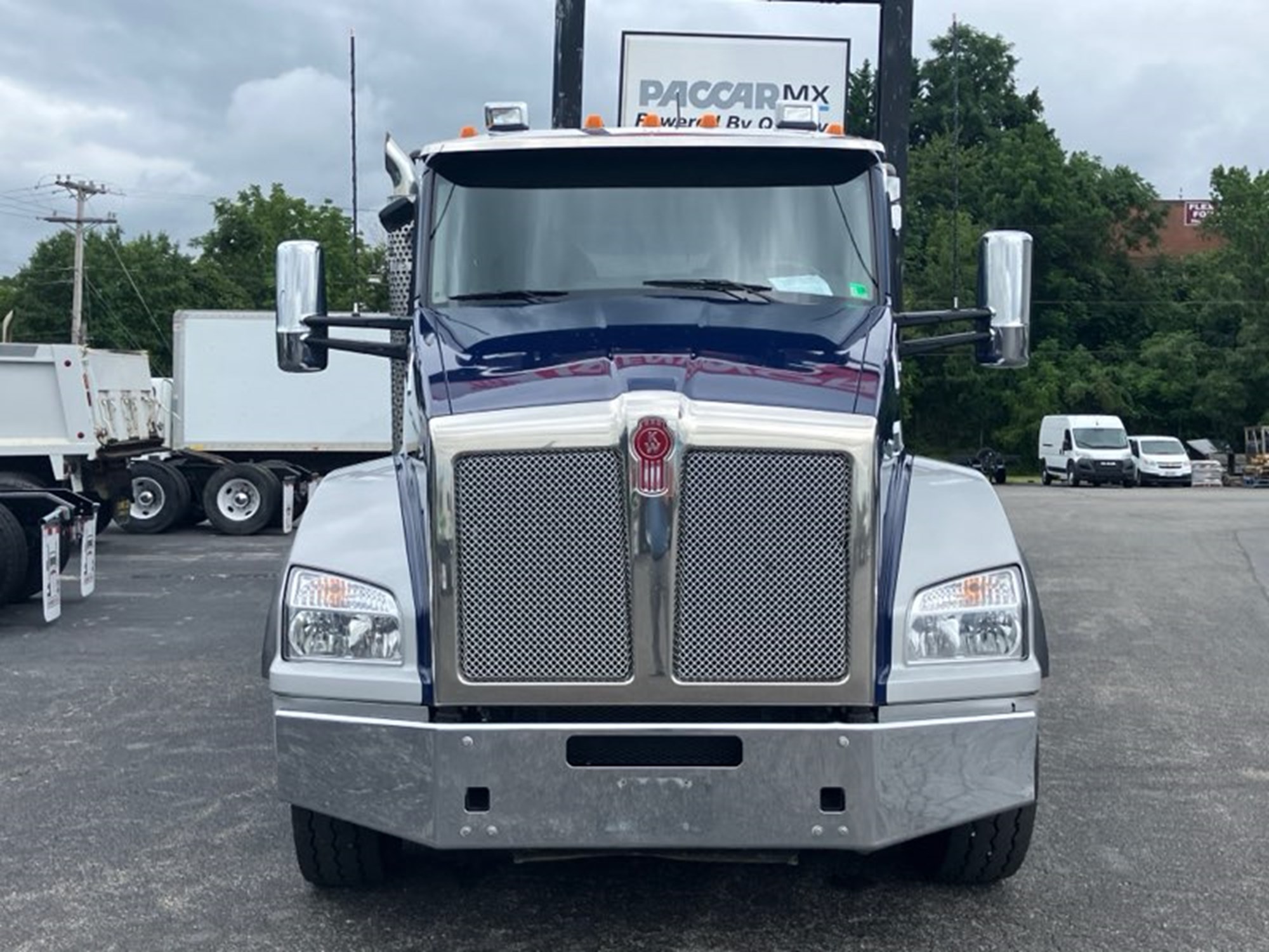 2022 Kenworth T880 - image 4 of 6