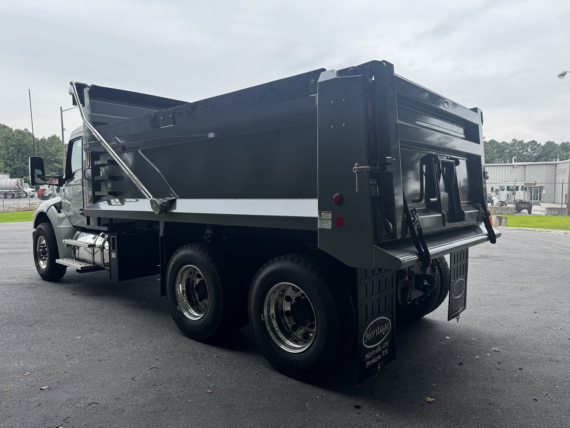 2026 Kenworth T480 - image 4 of 6