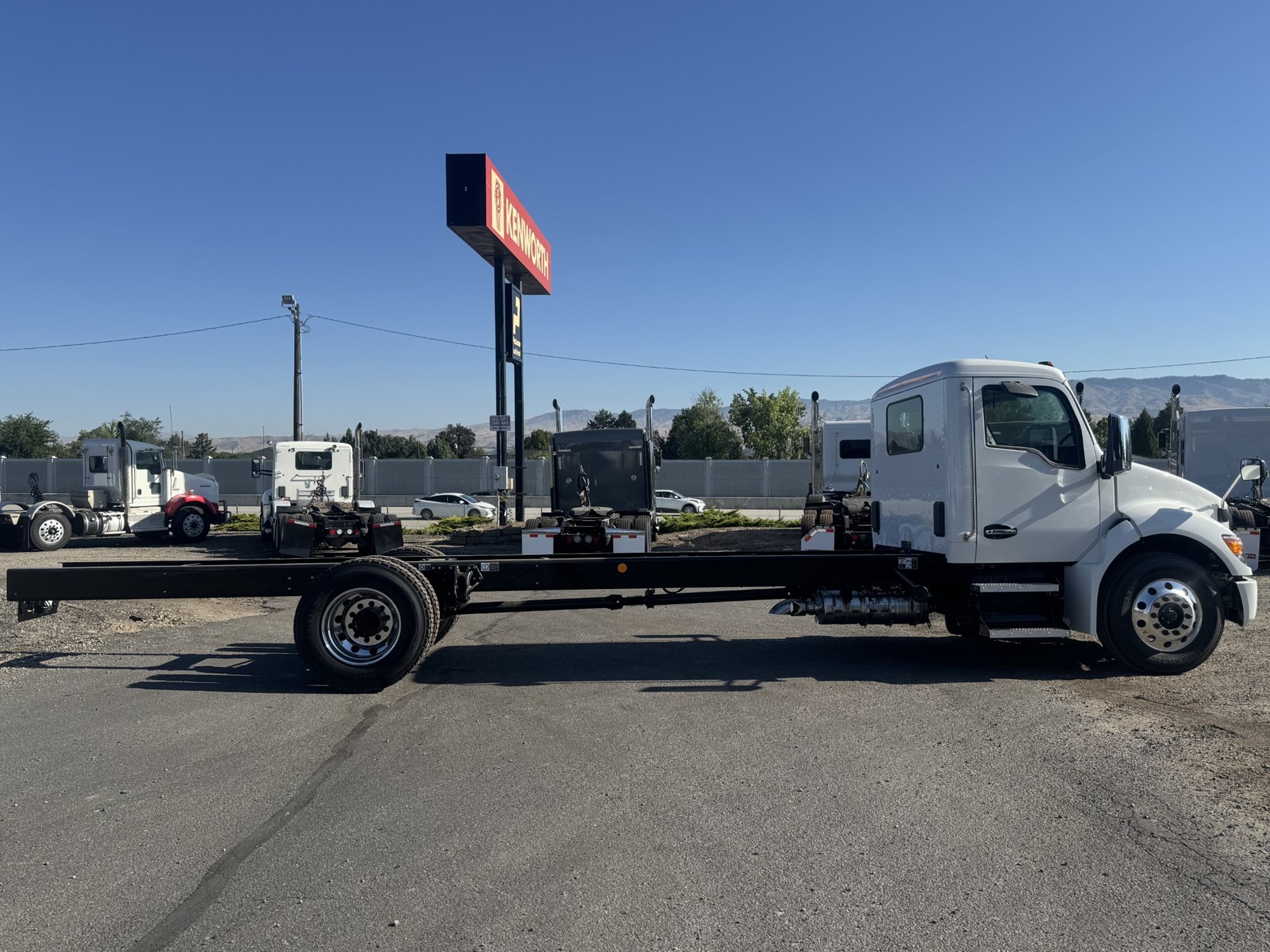 2026 Kenworth T280 - image 6 of 6