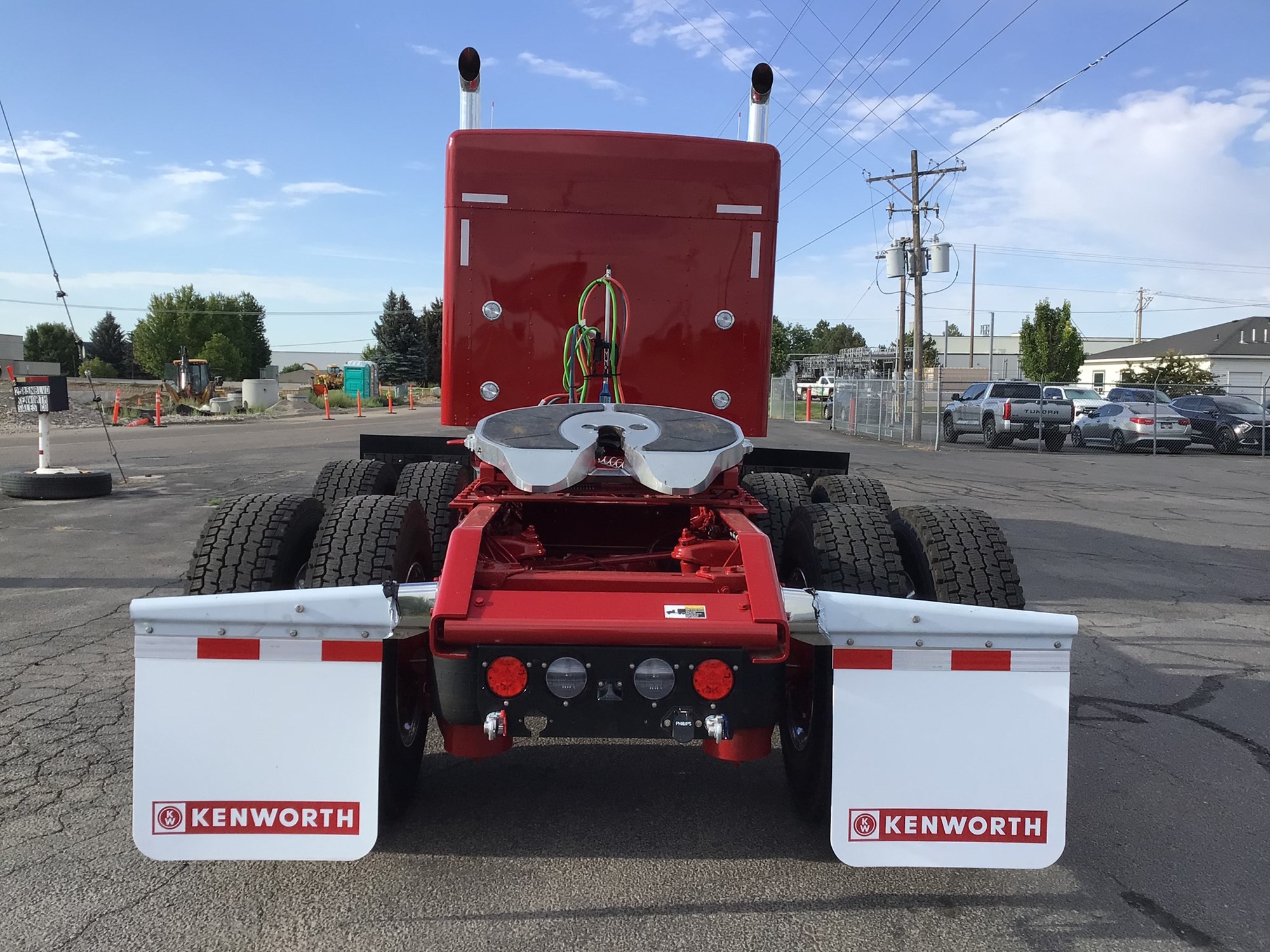2026 Kenworth W900B - image 3 of 6