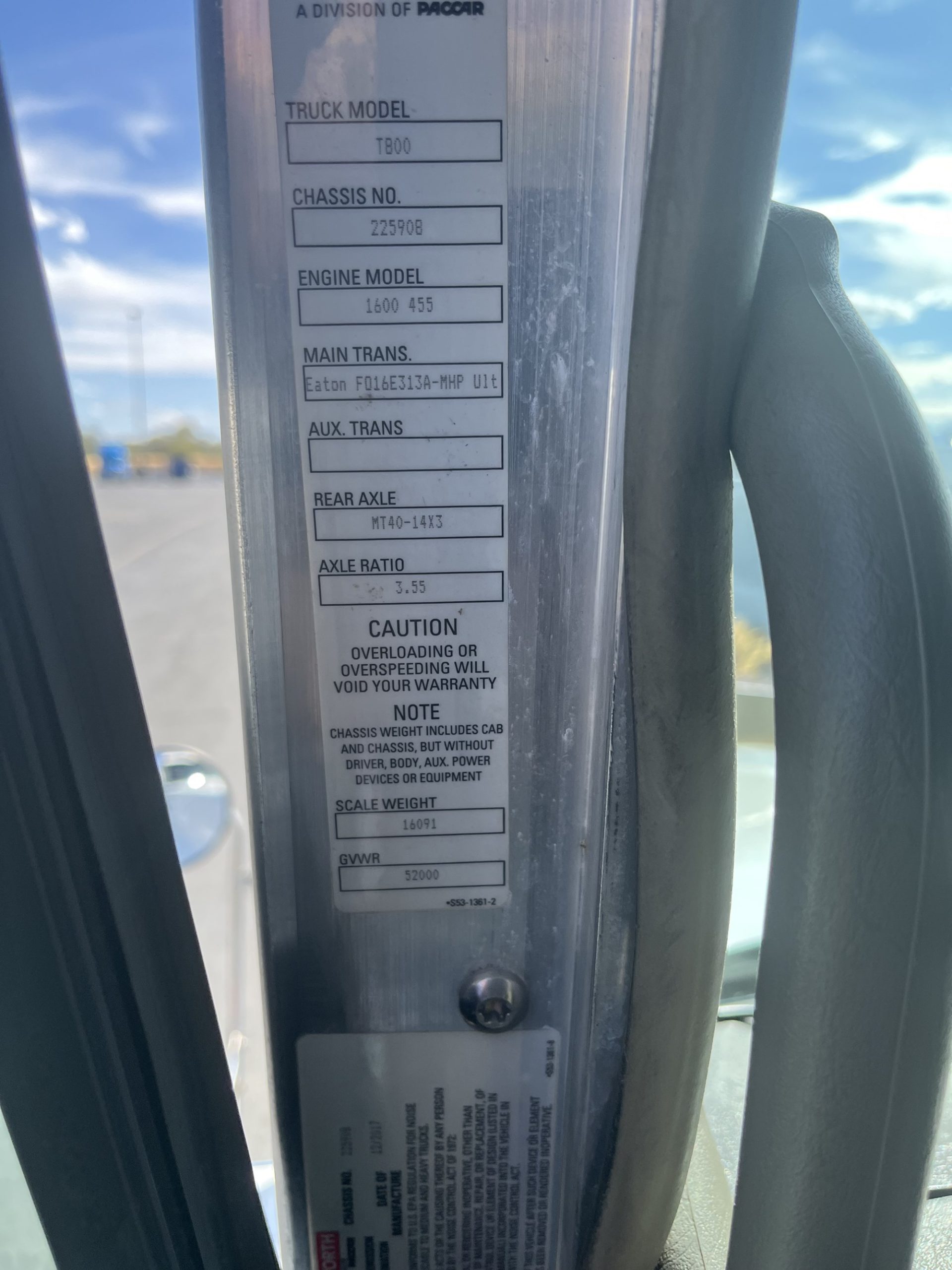 2018 Kenworth T800 - image 6 of 6