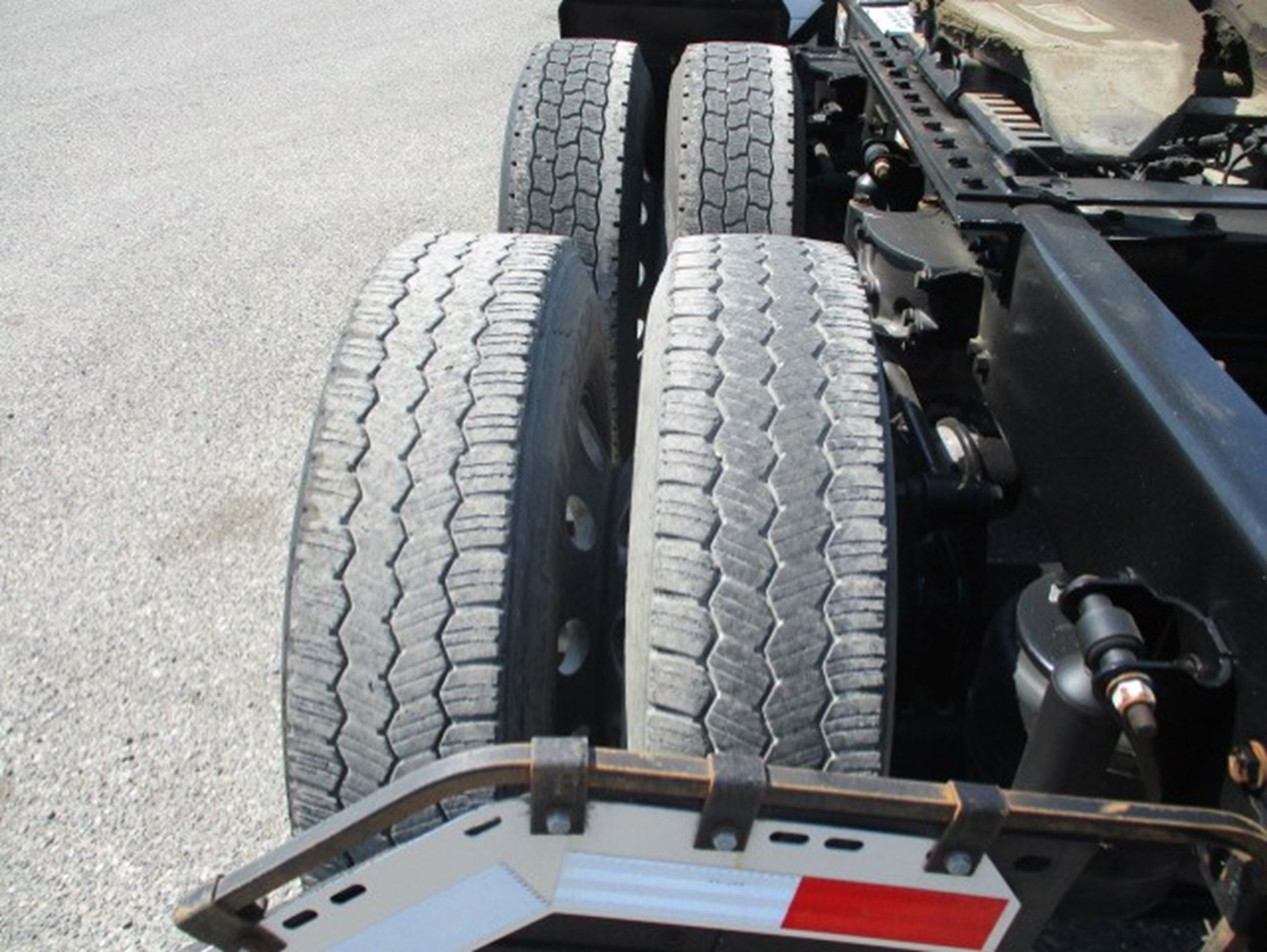 2019 Kenworth T680 - image 6 of 6