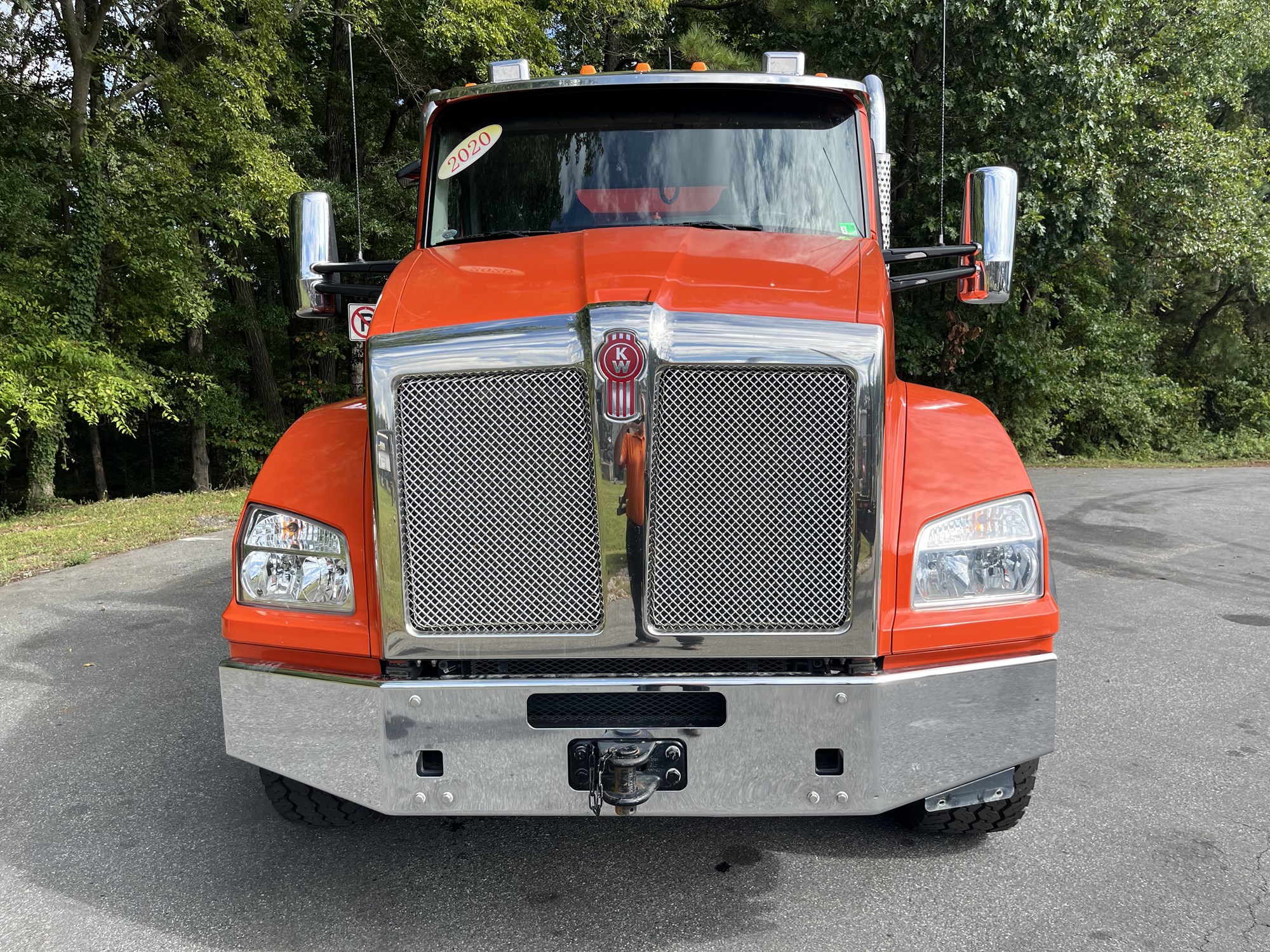 2020 Kenworth T880 - image 2 of 6