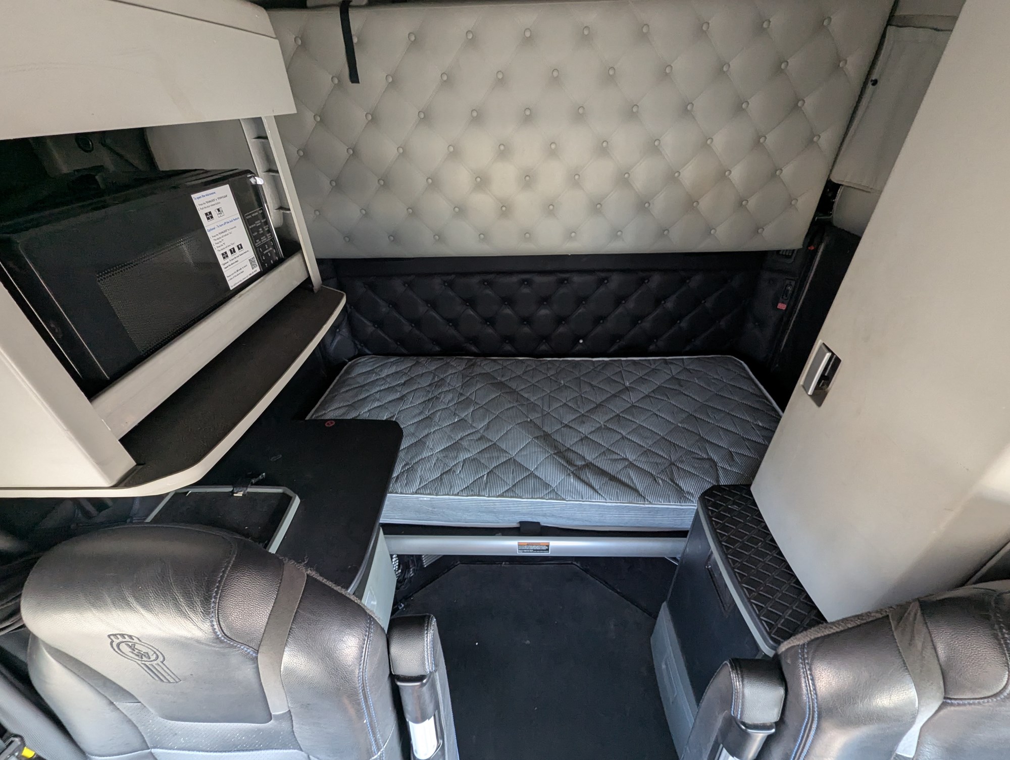 2020 Kenworth W990 - image 5 of 5