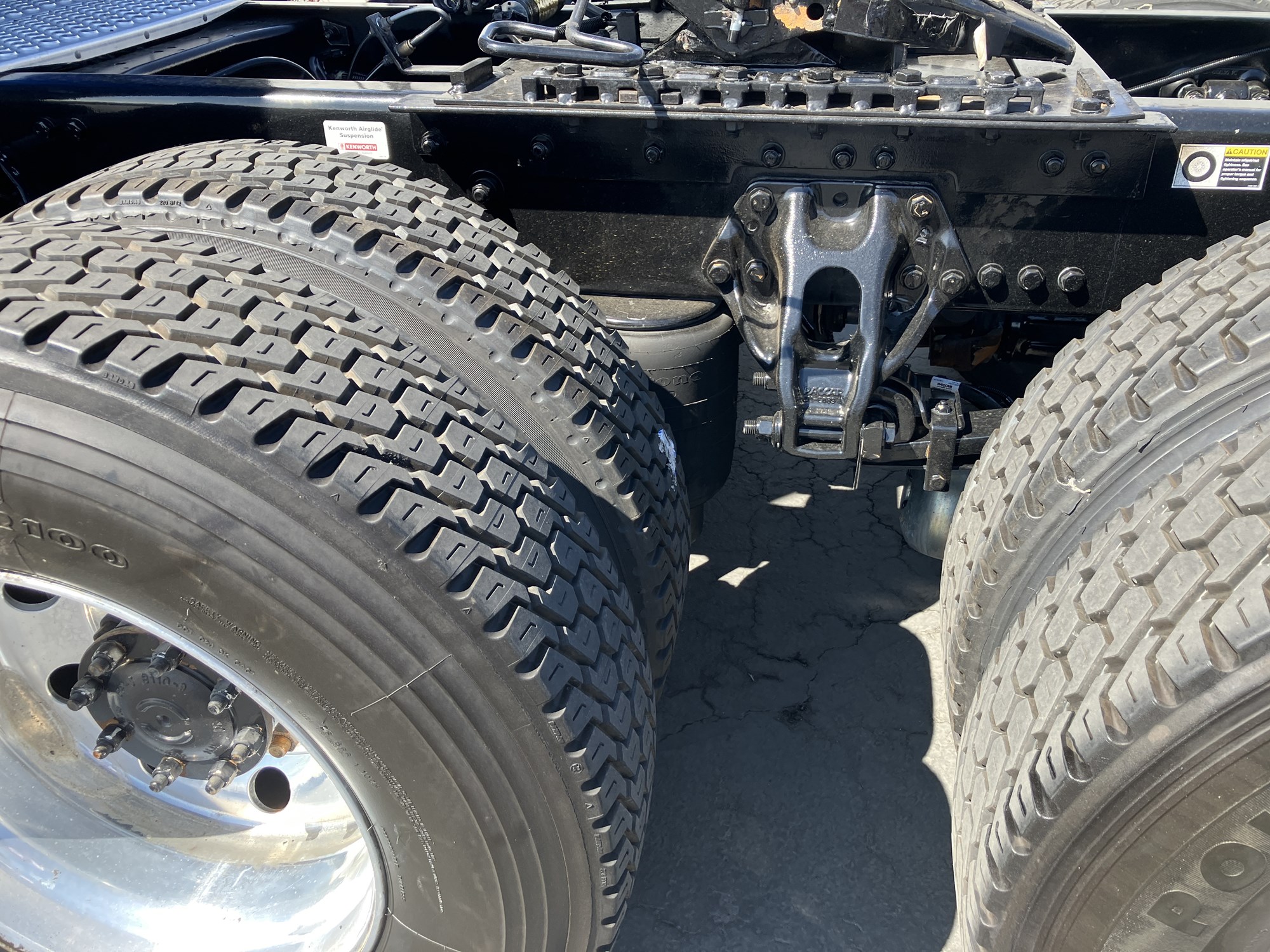 2021 Kenworth T680 - image 6 of 6