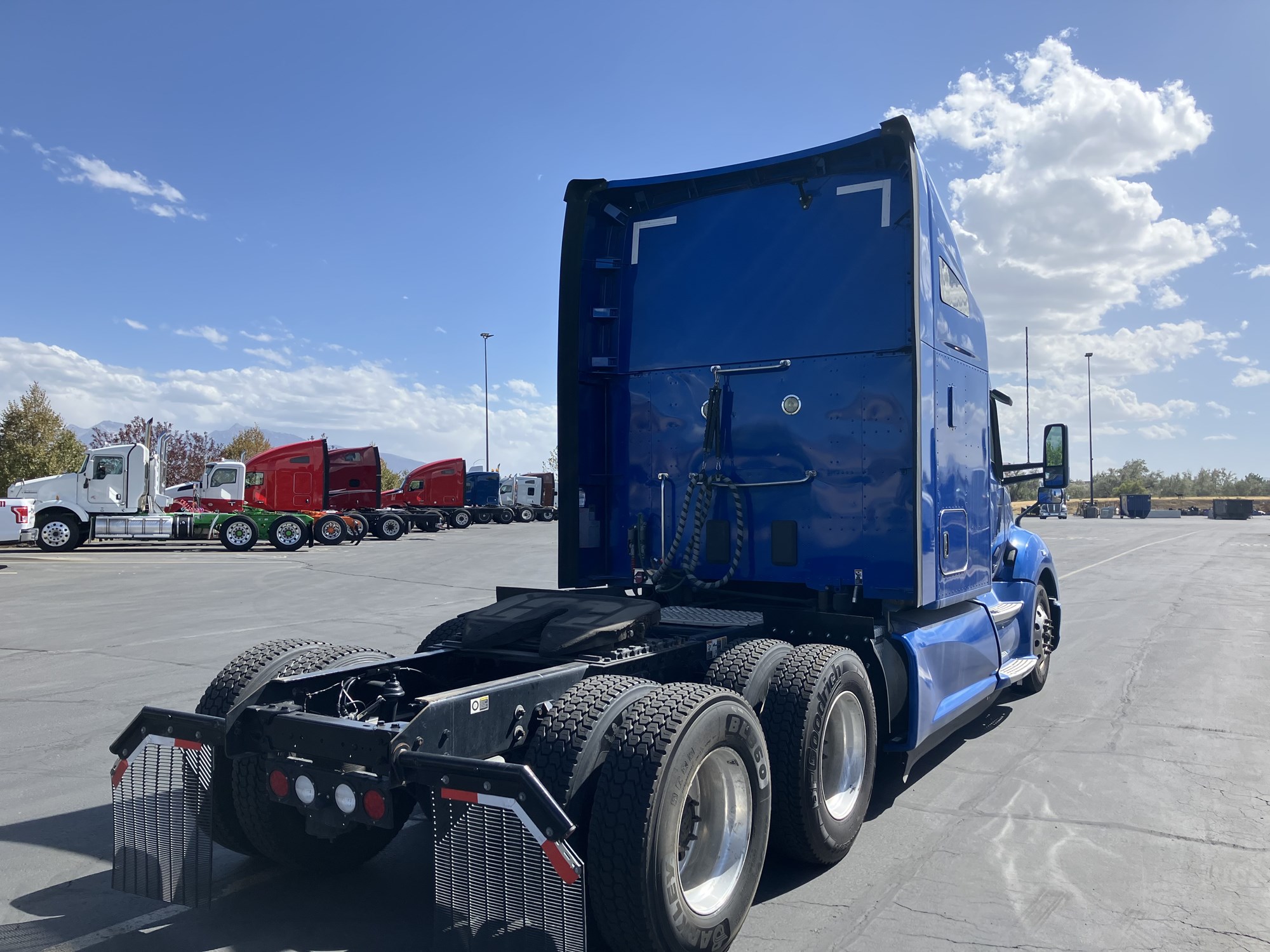 2021 Kenworth T680 - image 6 of 6