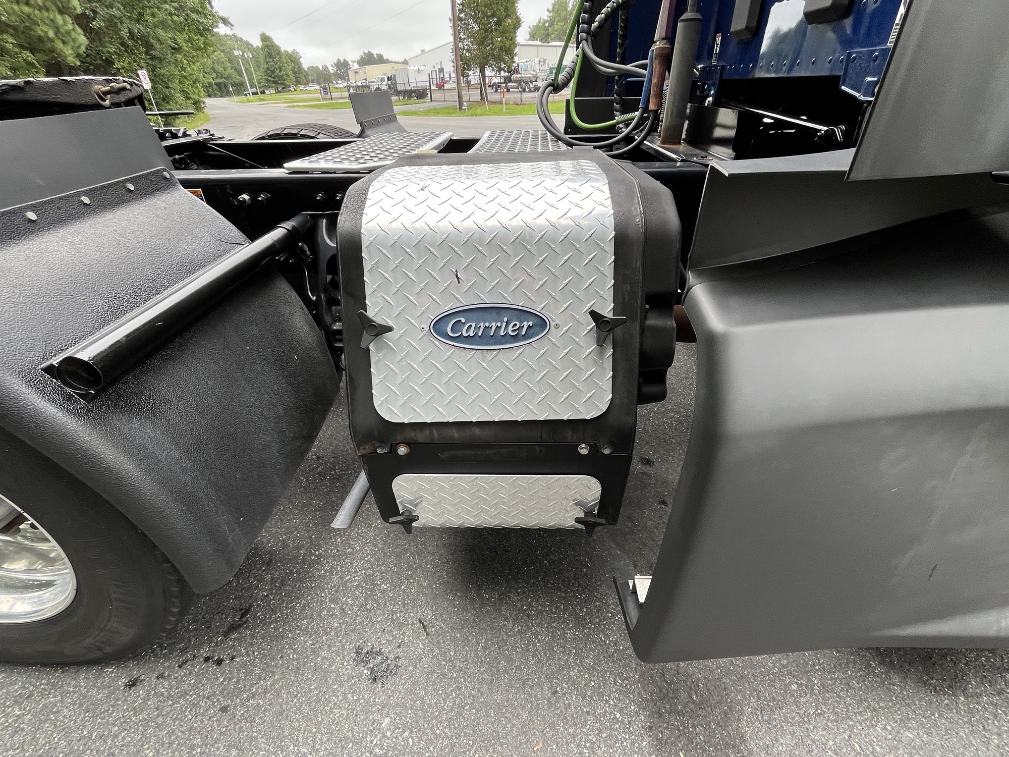 2021 Kenworth T680 - image 5 of 6