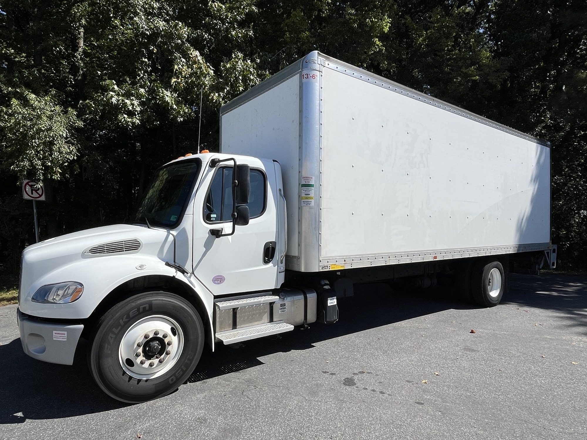 2022 Freightliner M2 - image 1 of 6