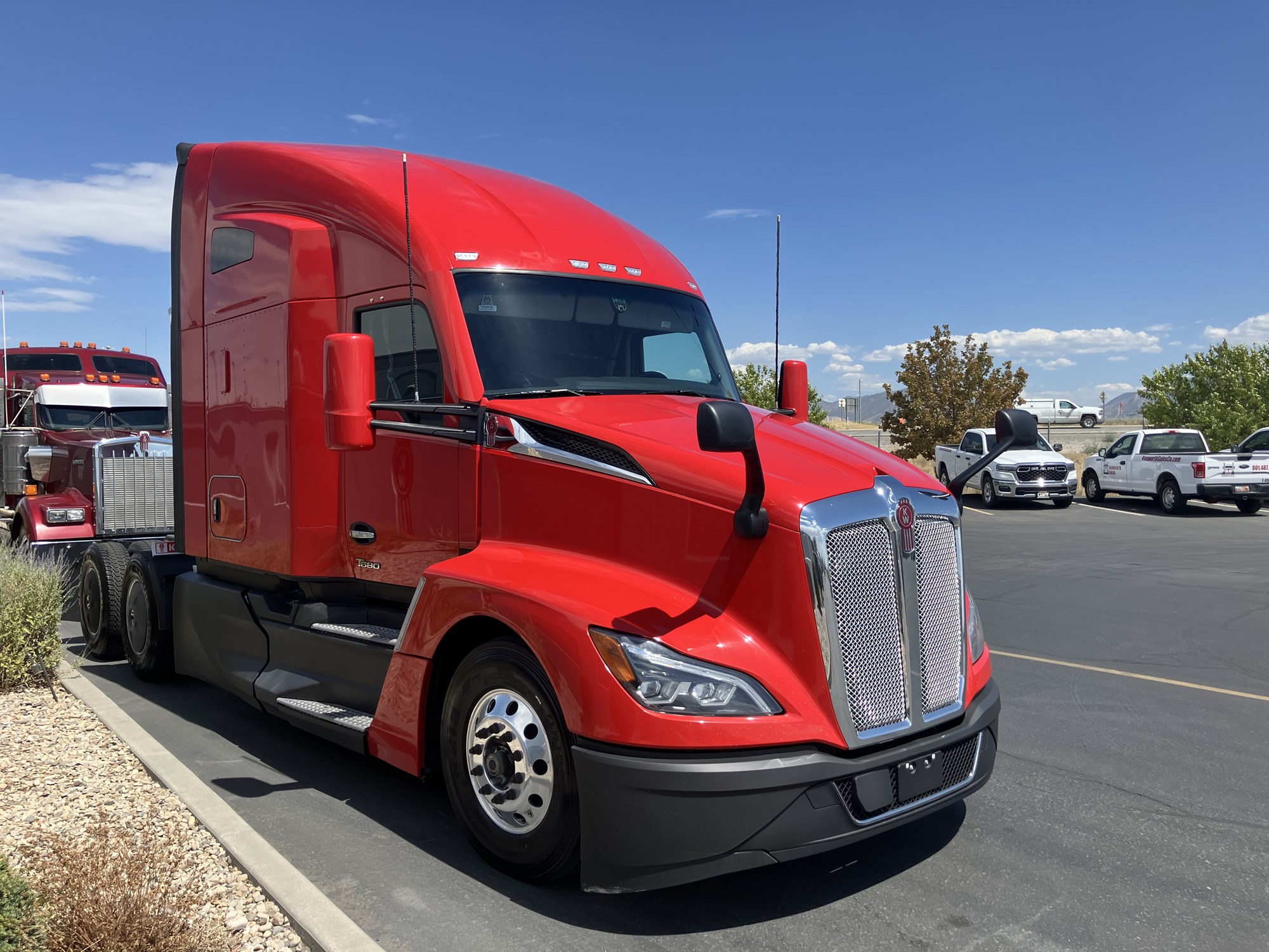 2022 Kenworth T680 Next Gen - image 4 of 6