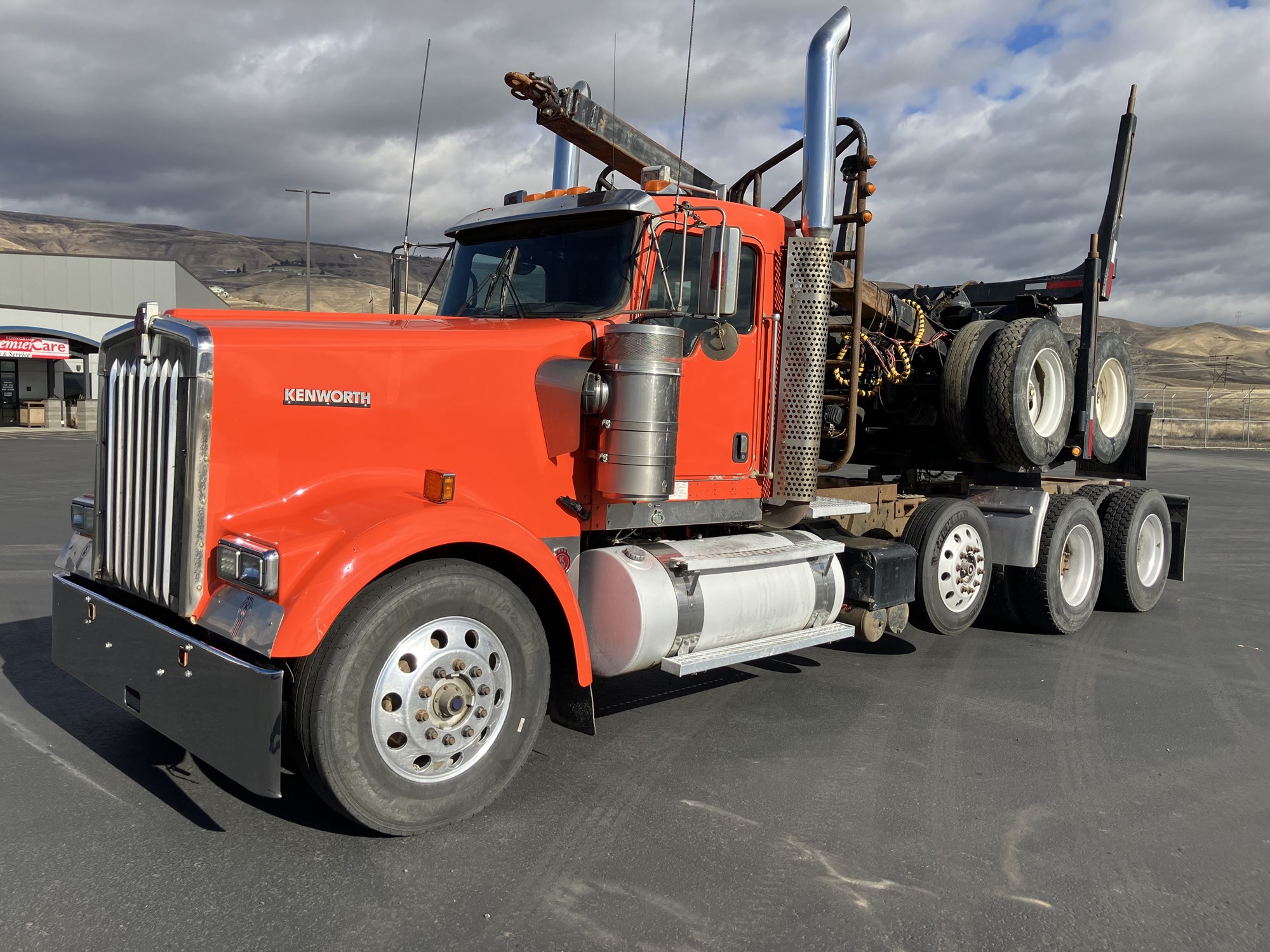 2008 Kenworth W900 - image 1 of 6