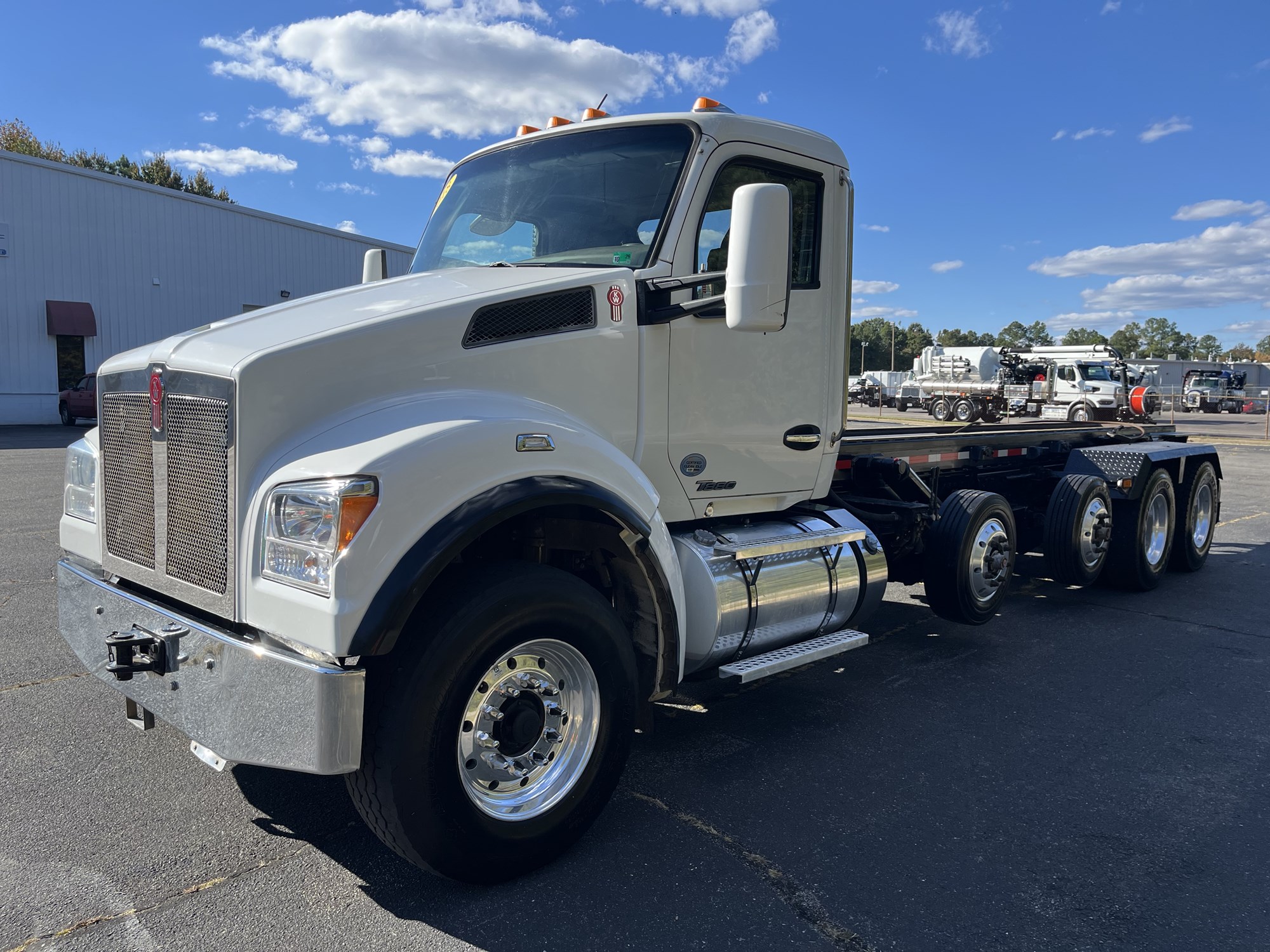 2018 Kenworth T880 - image 1 of 6