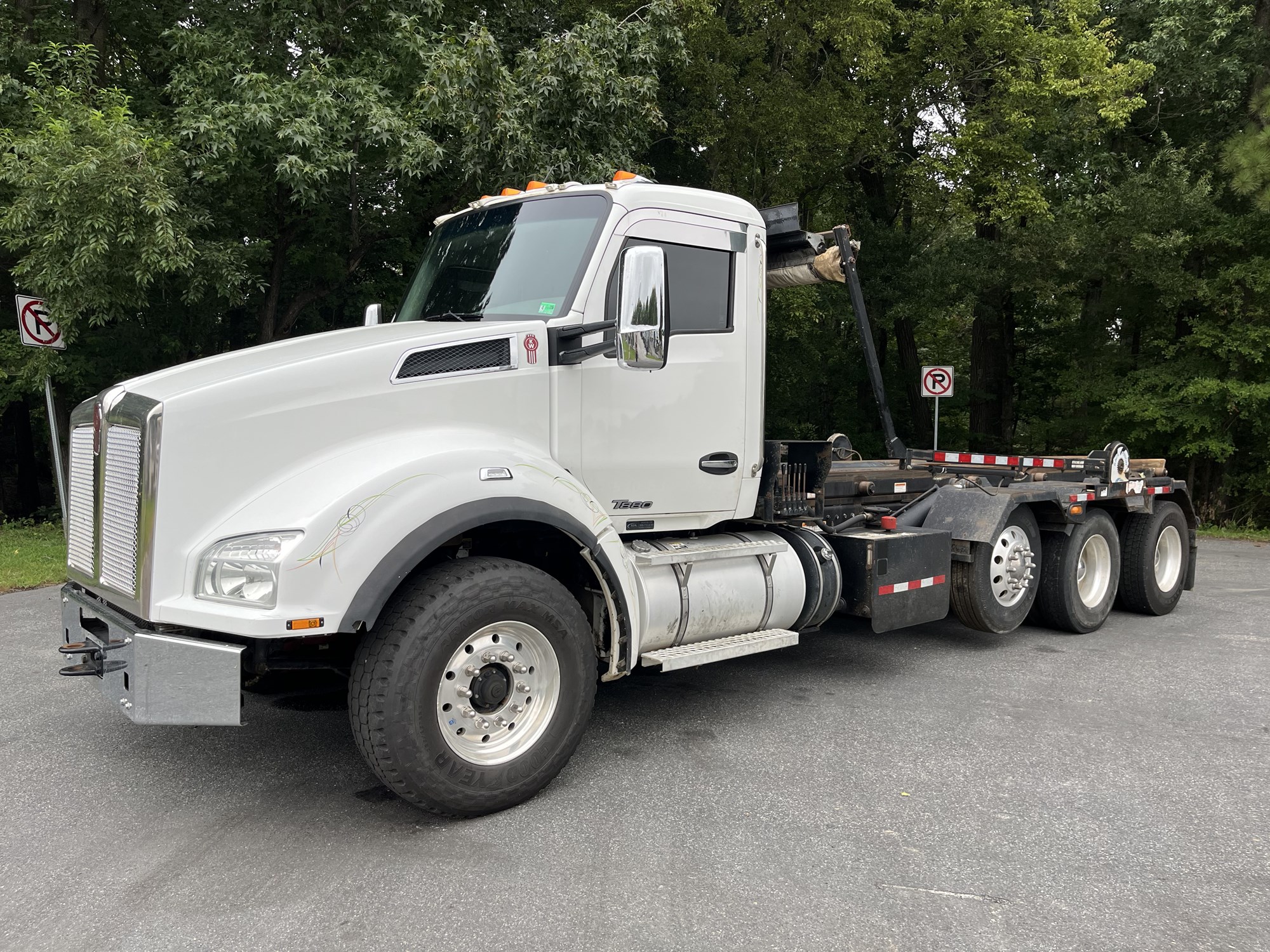 2019 Kenworth T880 - image 1 of 6
