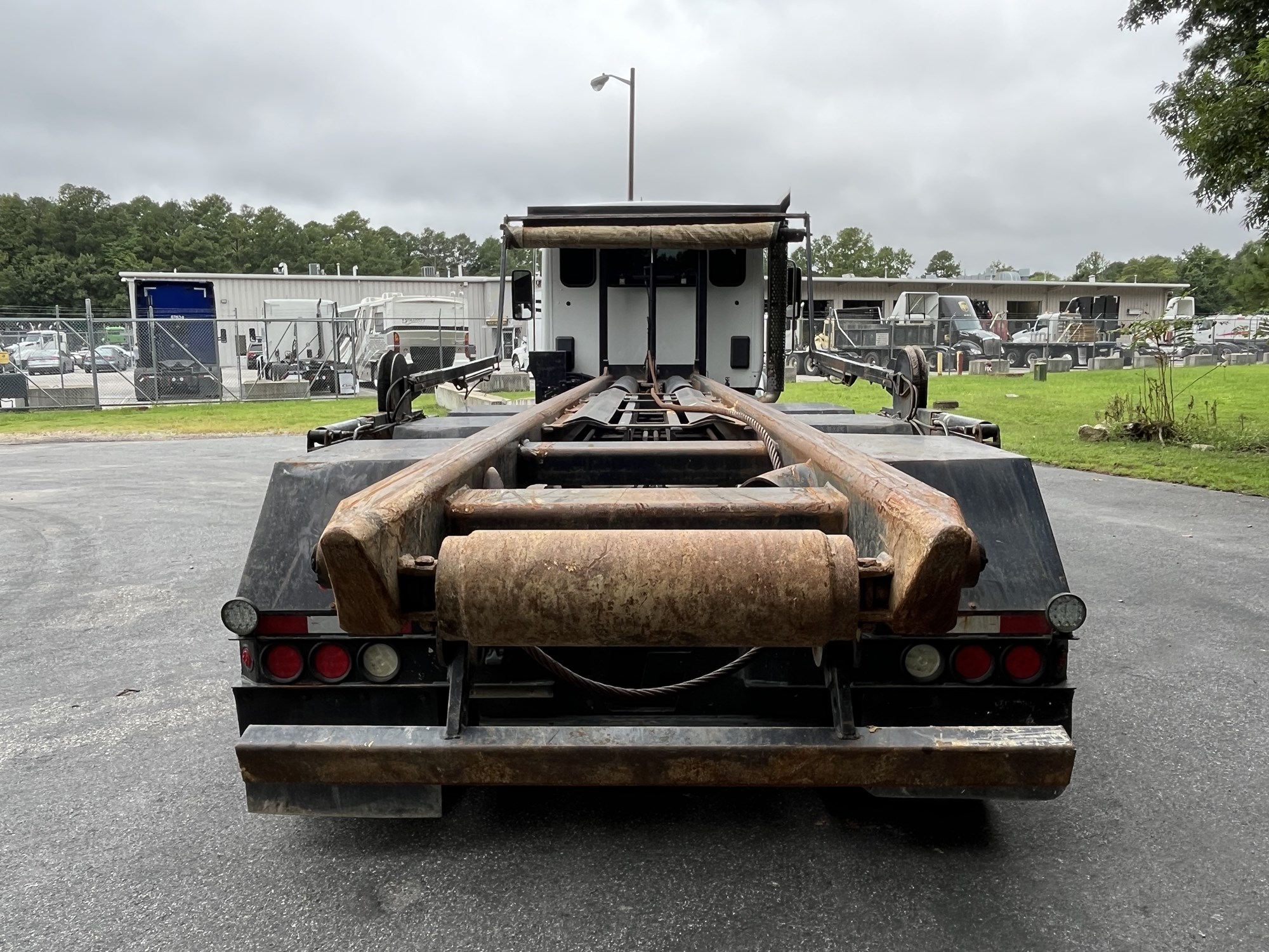 2019 Kenworth T880 - image 6 of 6