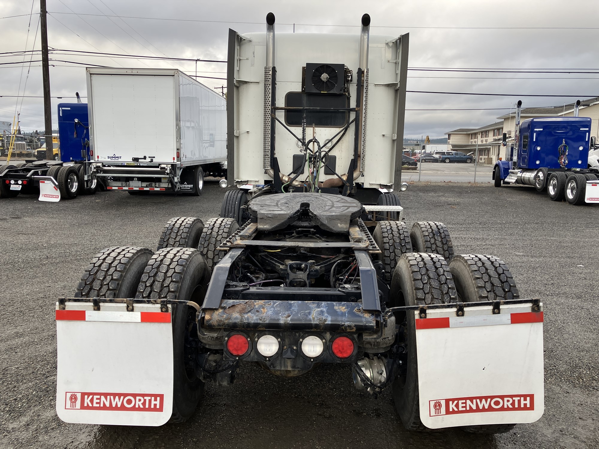 2020 Kenworth T880 2020 Kenworth T880 - image 3 of 6