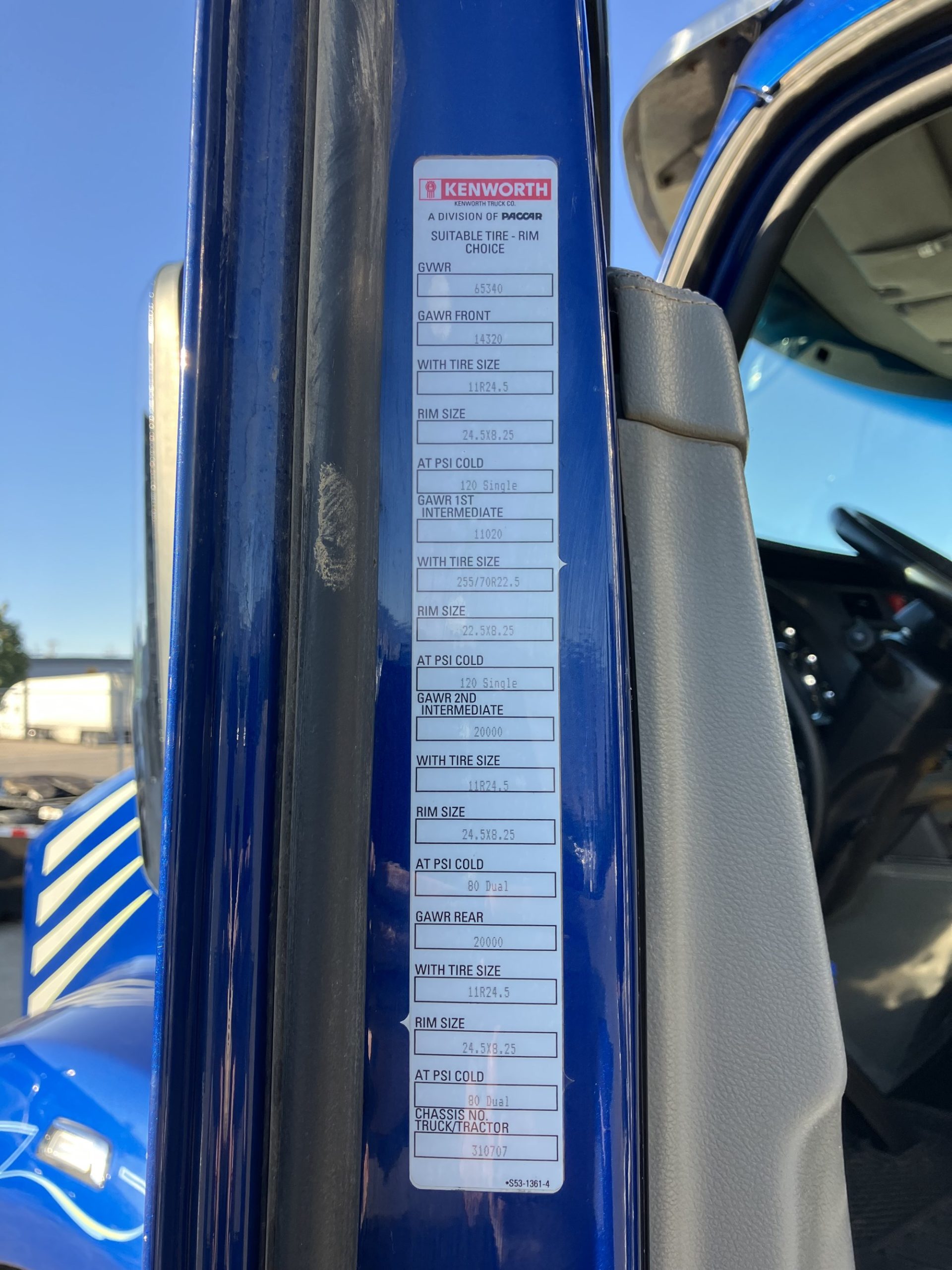 2020 Kenworth T880 - image 5 of 6