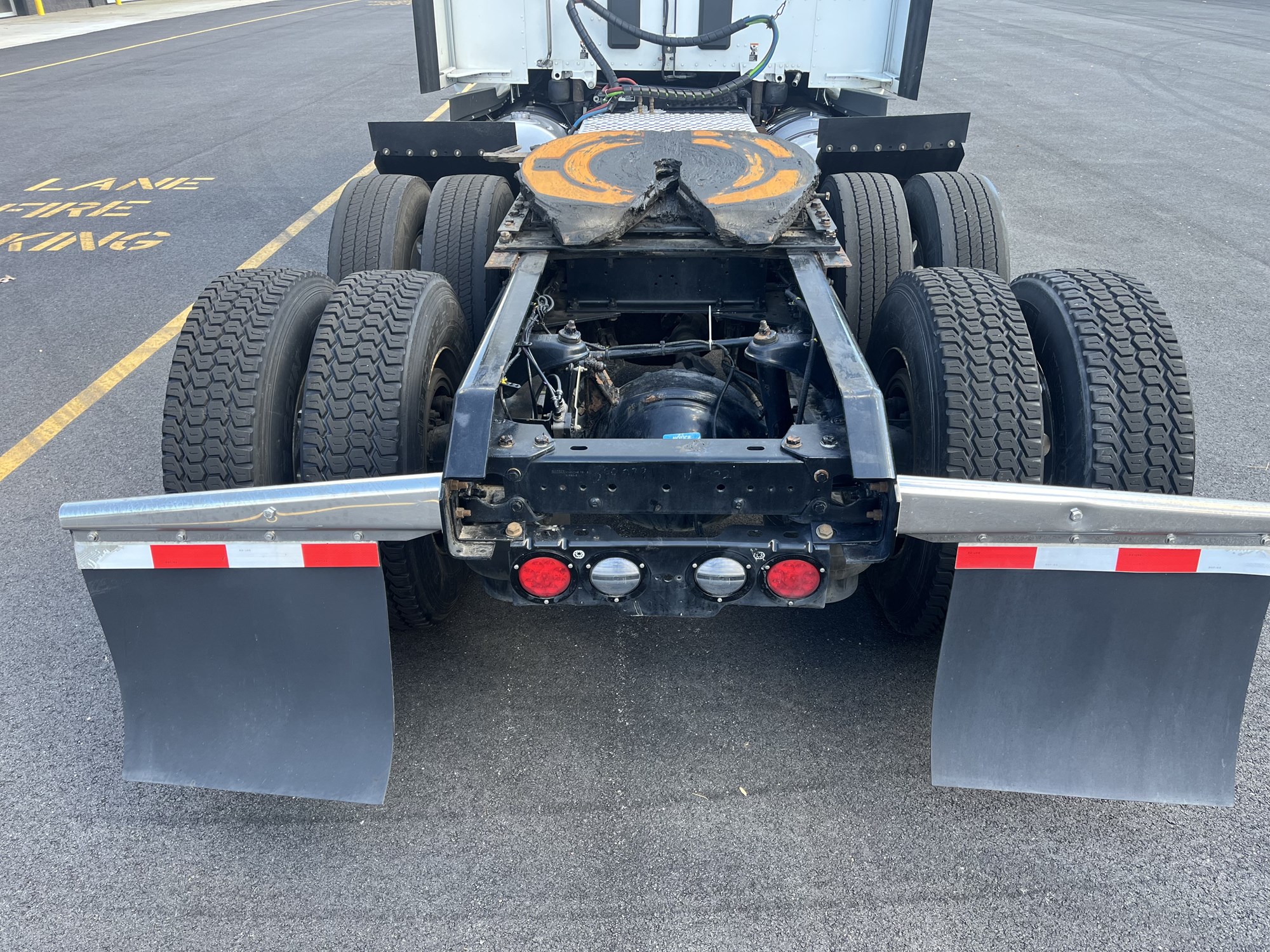 2020 Kenworth T680 - image 6 of 6