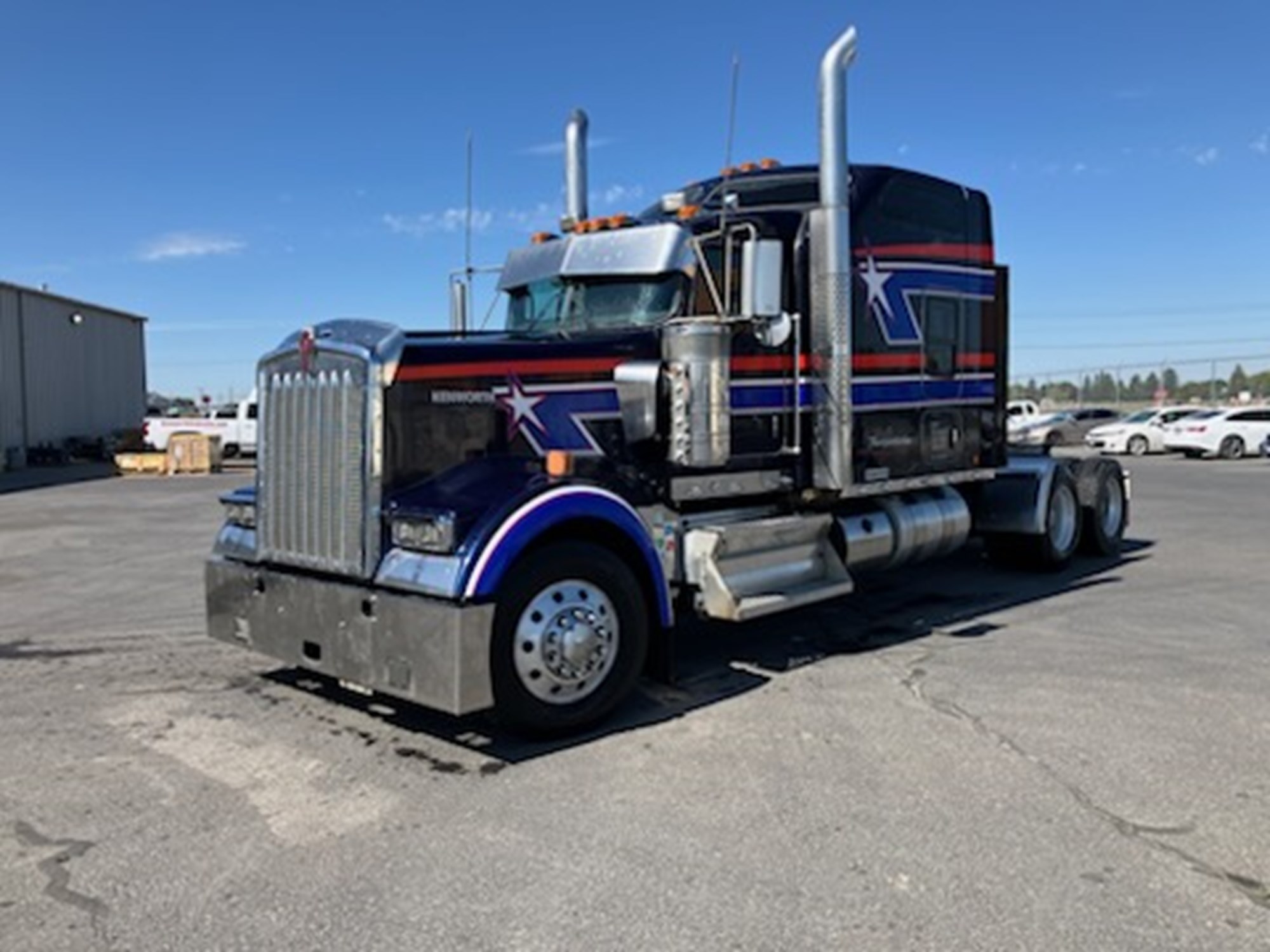 2020 Kenworth W900 - image 1 of 5