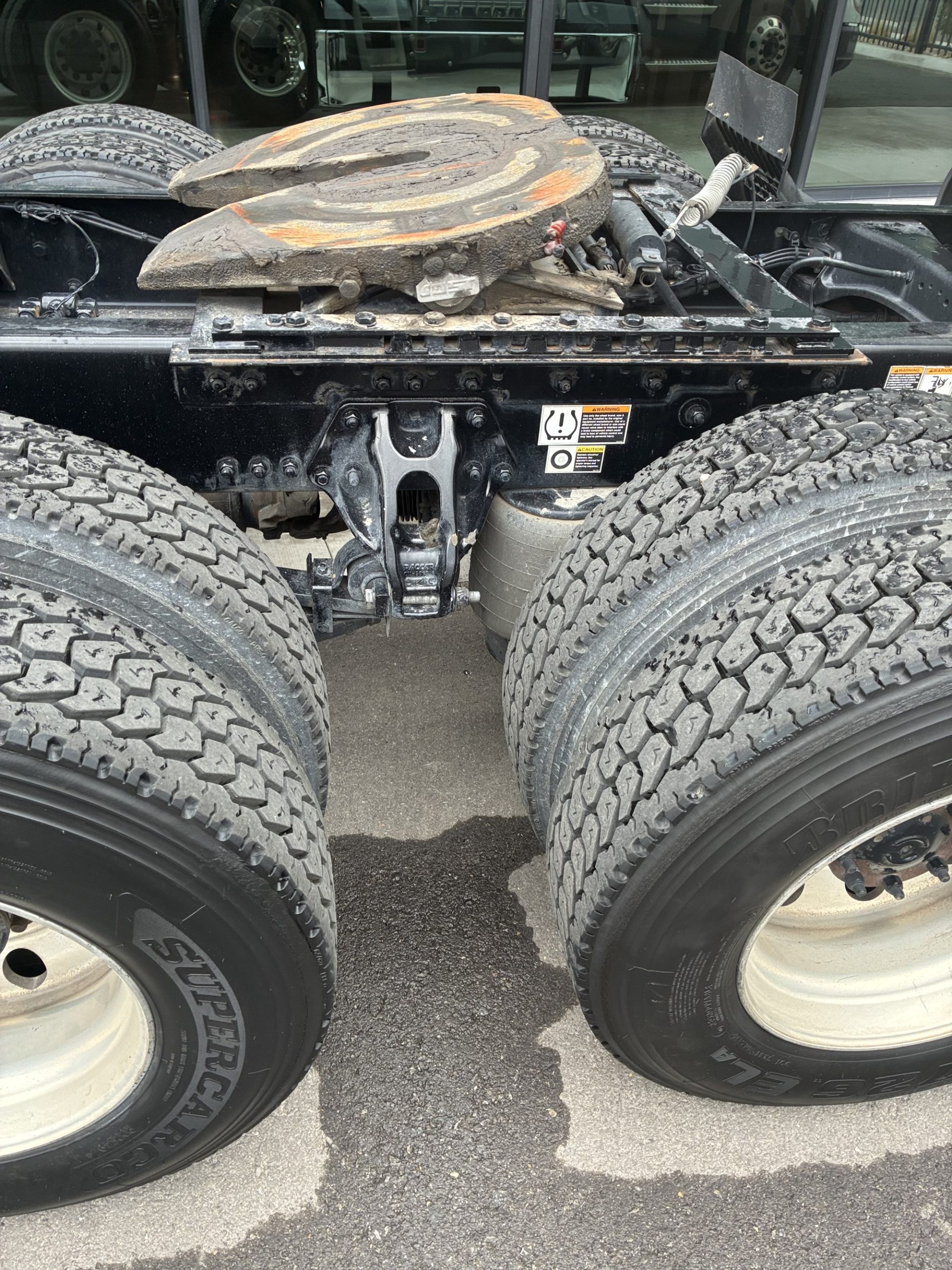 2021 Kenworth T680 - image 4 of 6