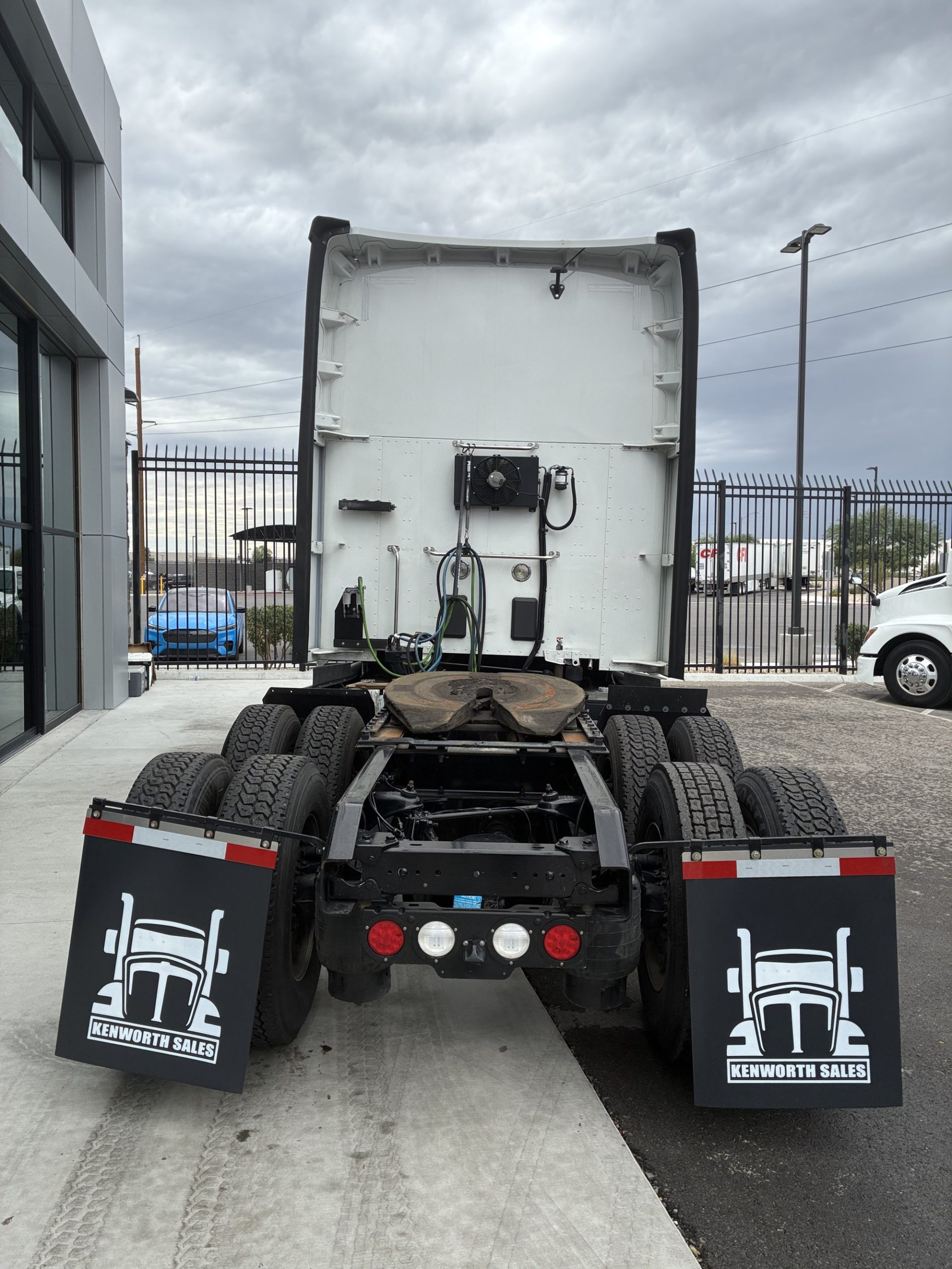 2021 Kenworth T680 - image 6 of 6