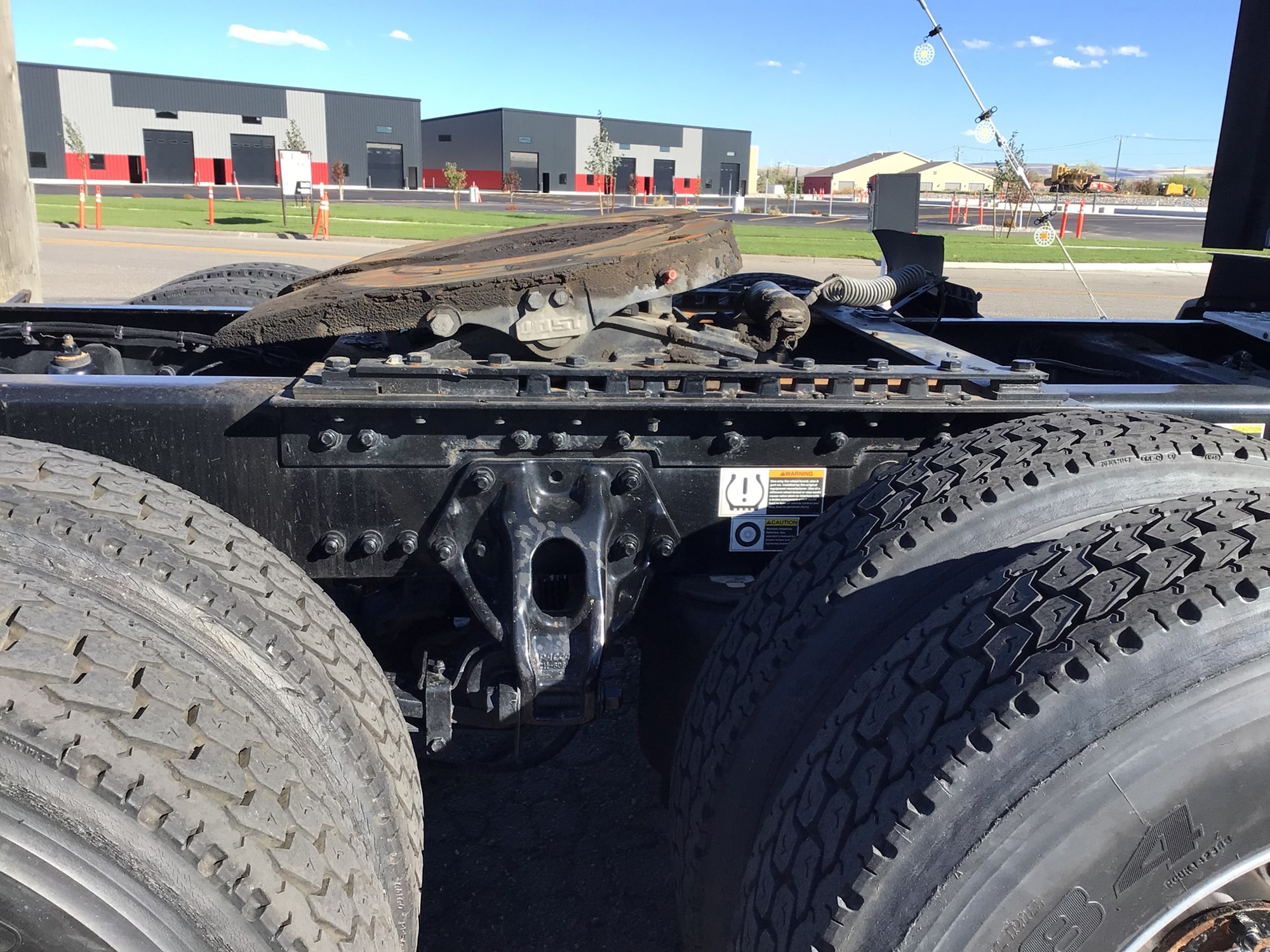 2021 Kenworth T680 - image 4 of 6