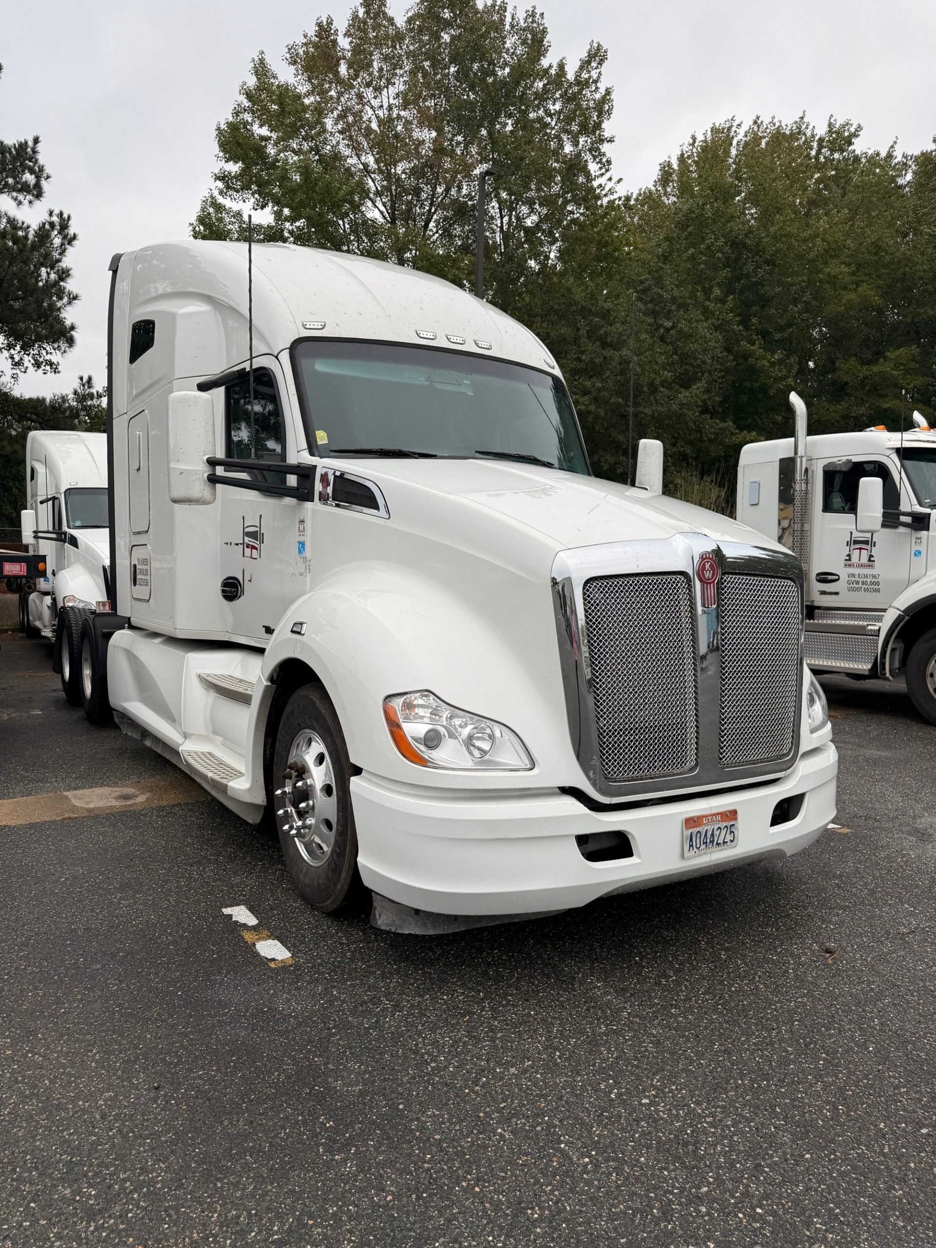 2022 Kenworth T680 - image 6 of 6
