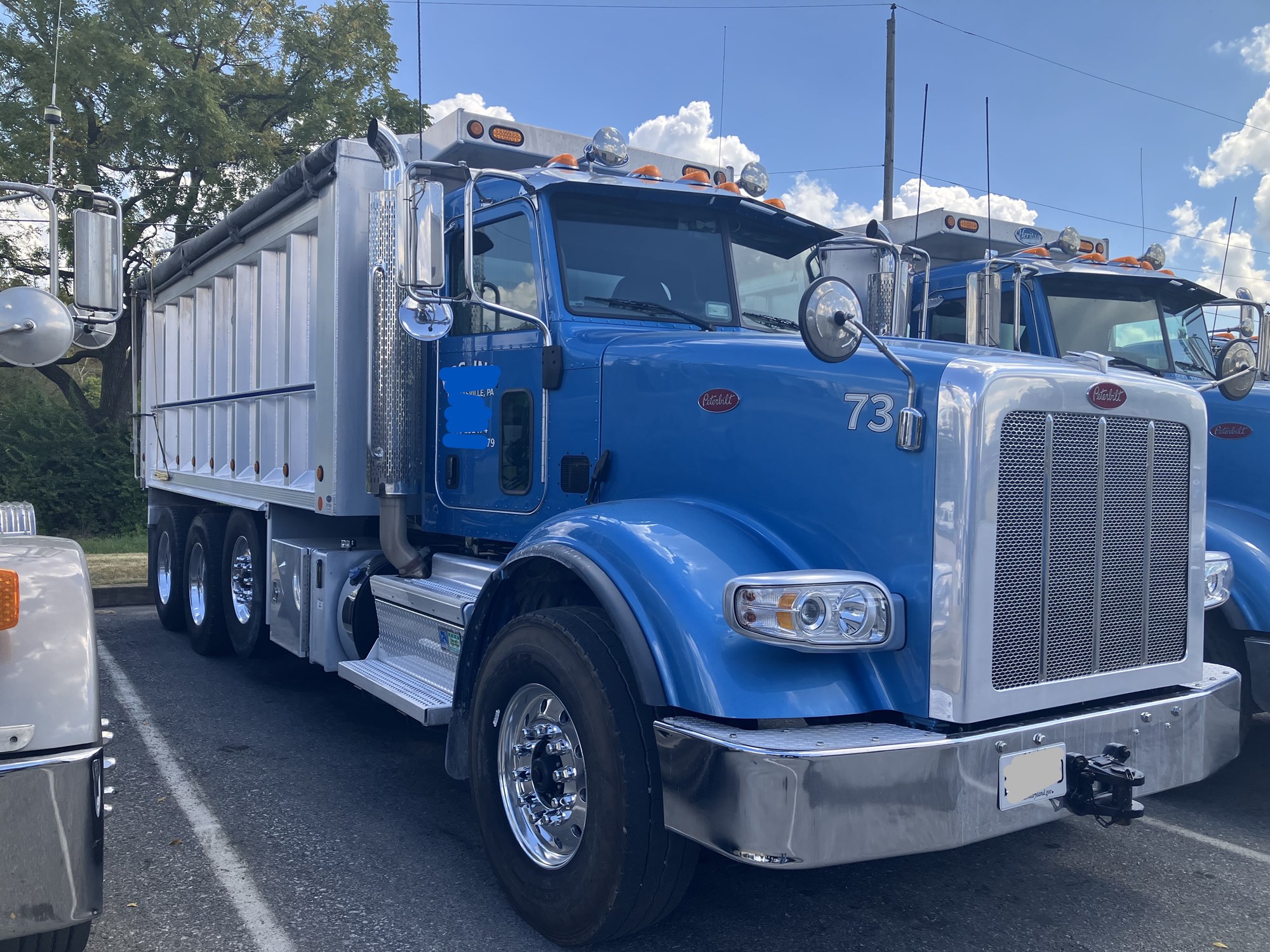 2024 Peterbilt 367 - image 1 of 4