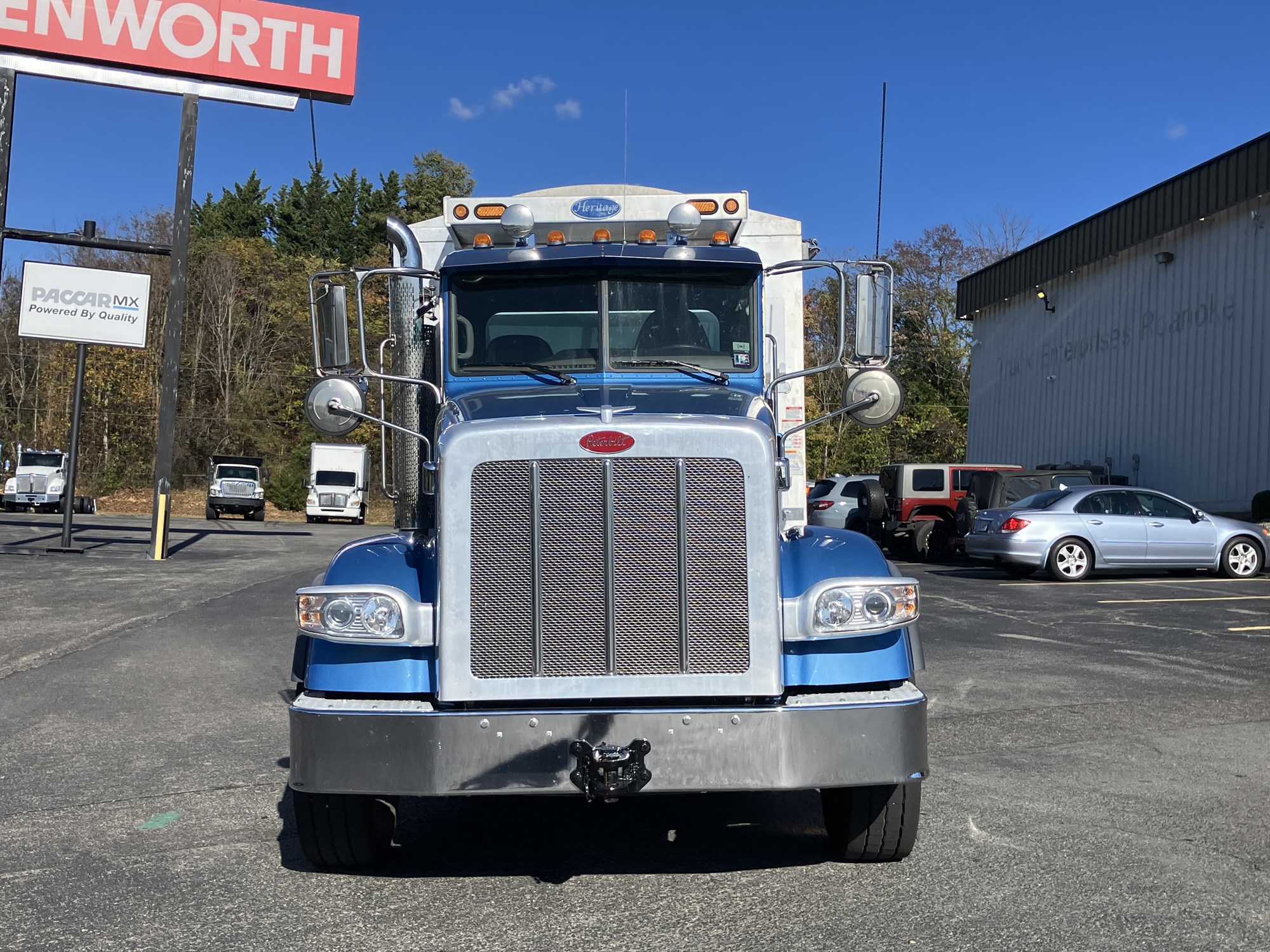 2024 Peterbilt 367 - image 3 of 6