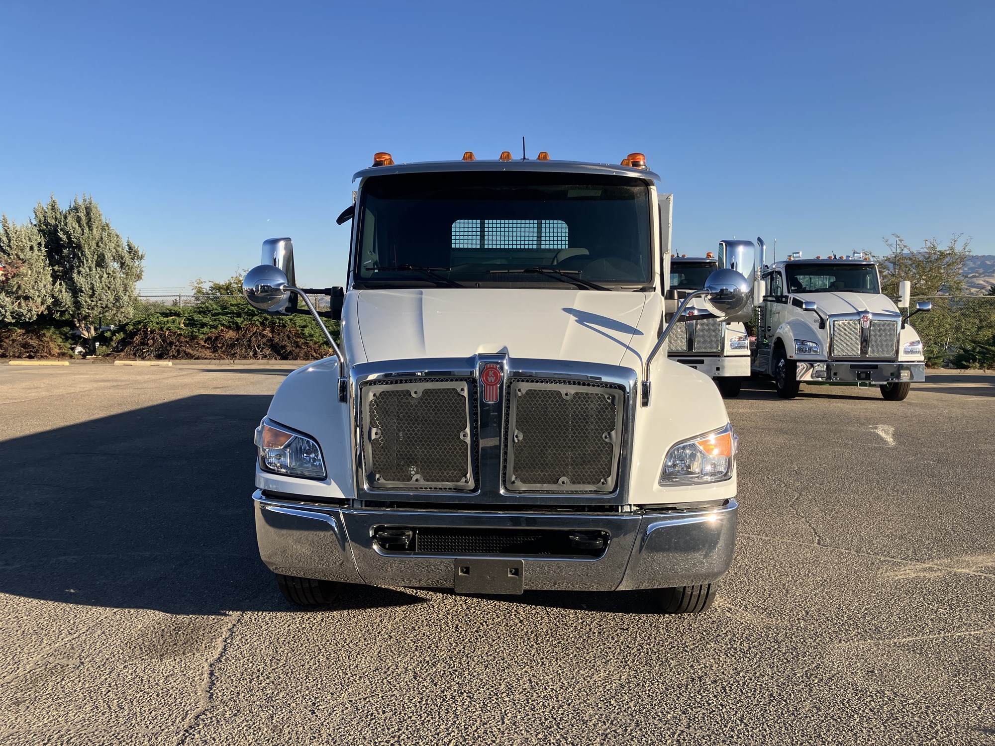 2025 Kenworth T280 - image 6 of 6