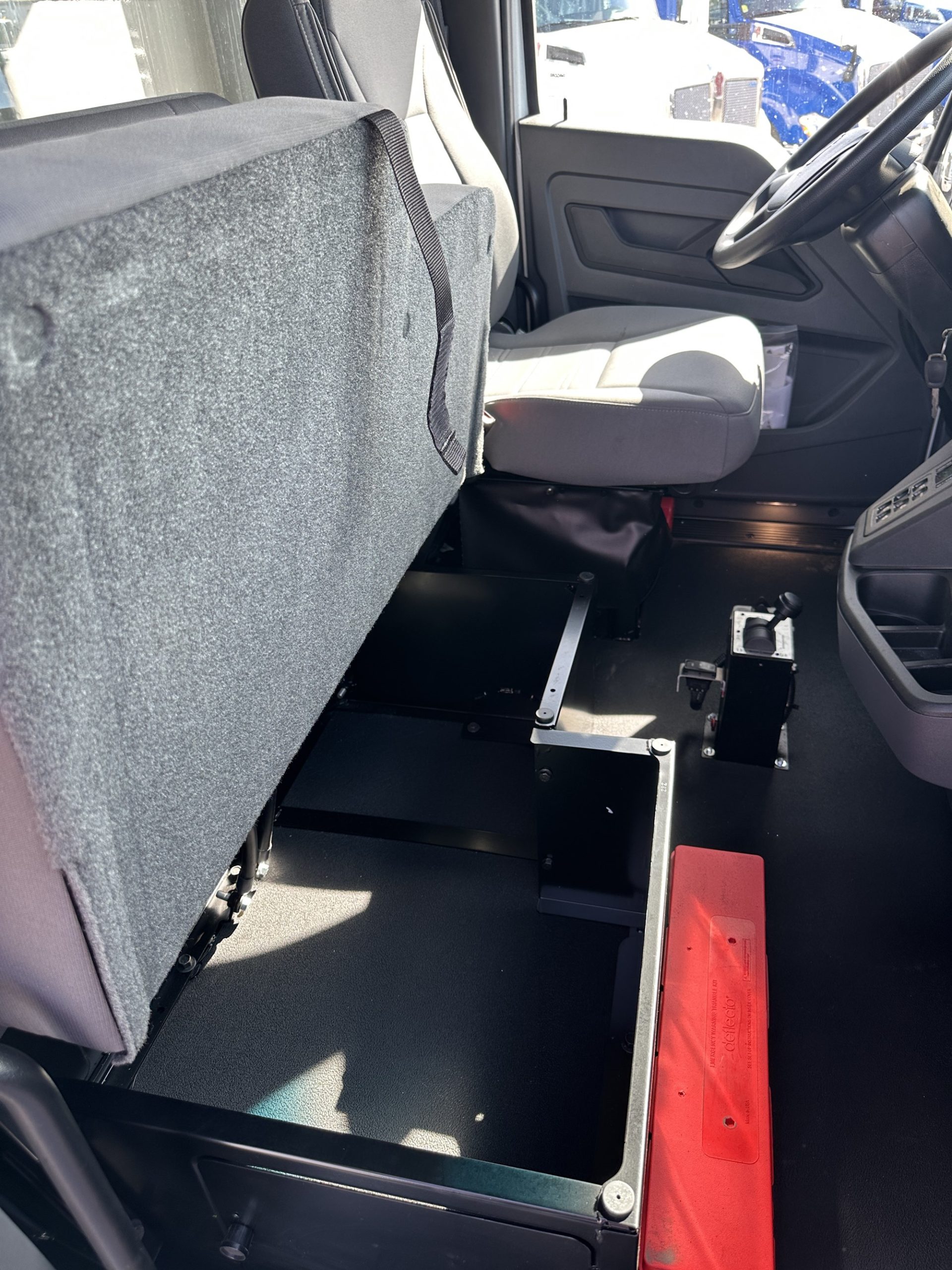 2025 Kenworth - image 5