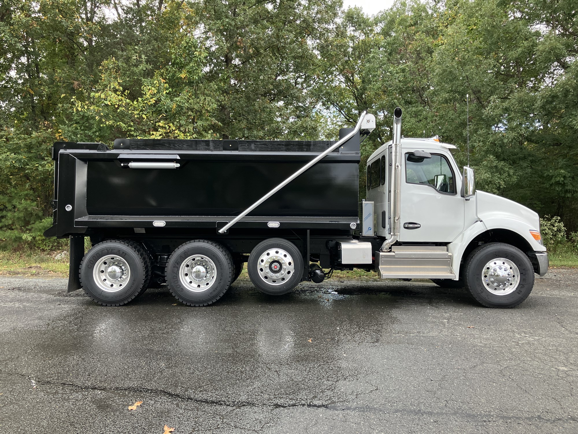 2025 Kenworth T480 - image 6 of 6