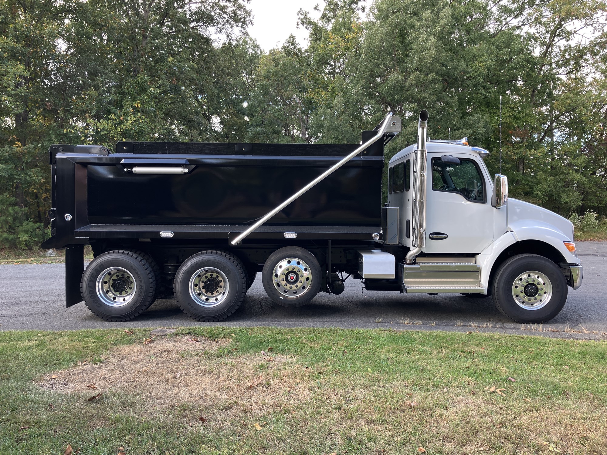 2025 Kenworth T480 - image 6 of 6