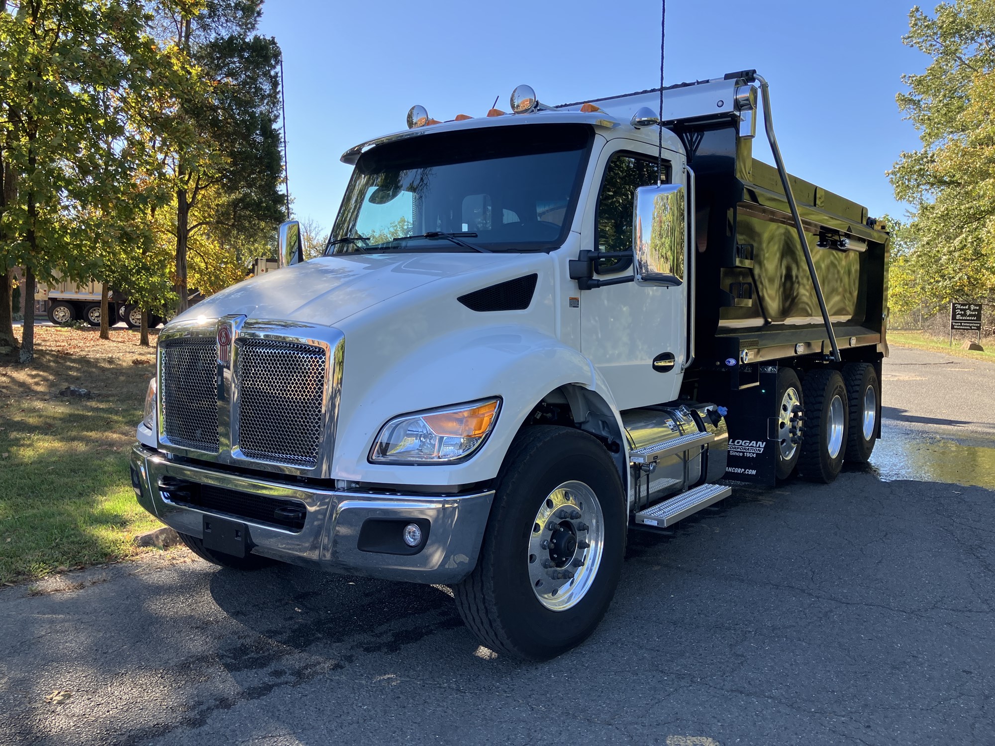 2025 Kenworth T480 - image 1 of 6