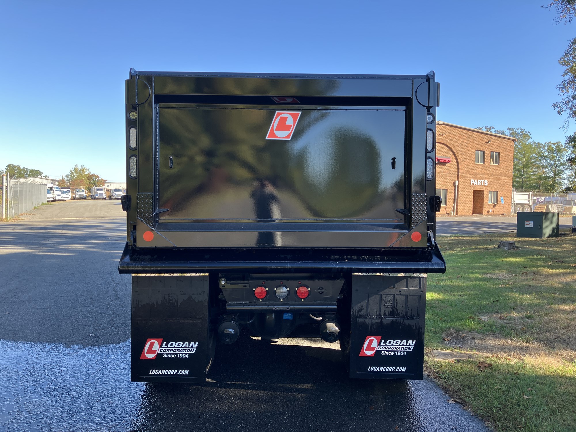 2025 Kenworth T480 - image 4 of 6