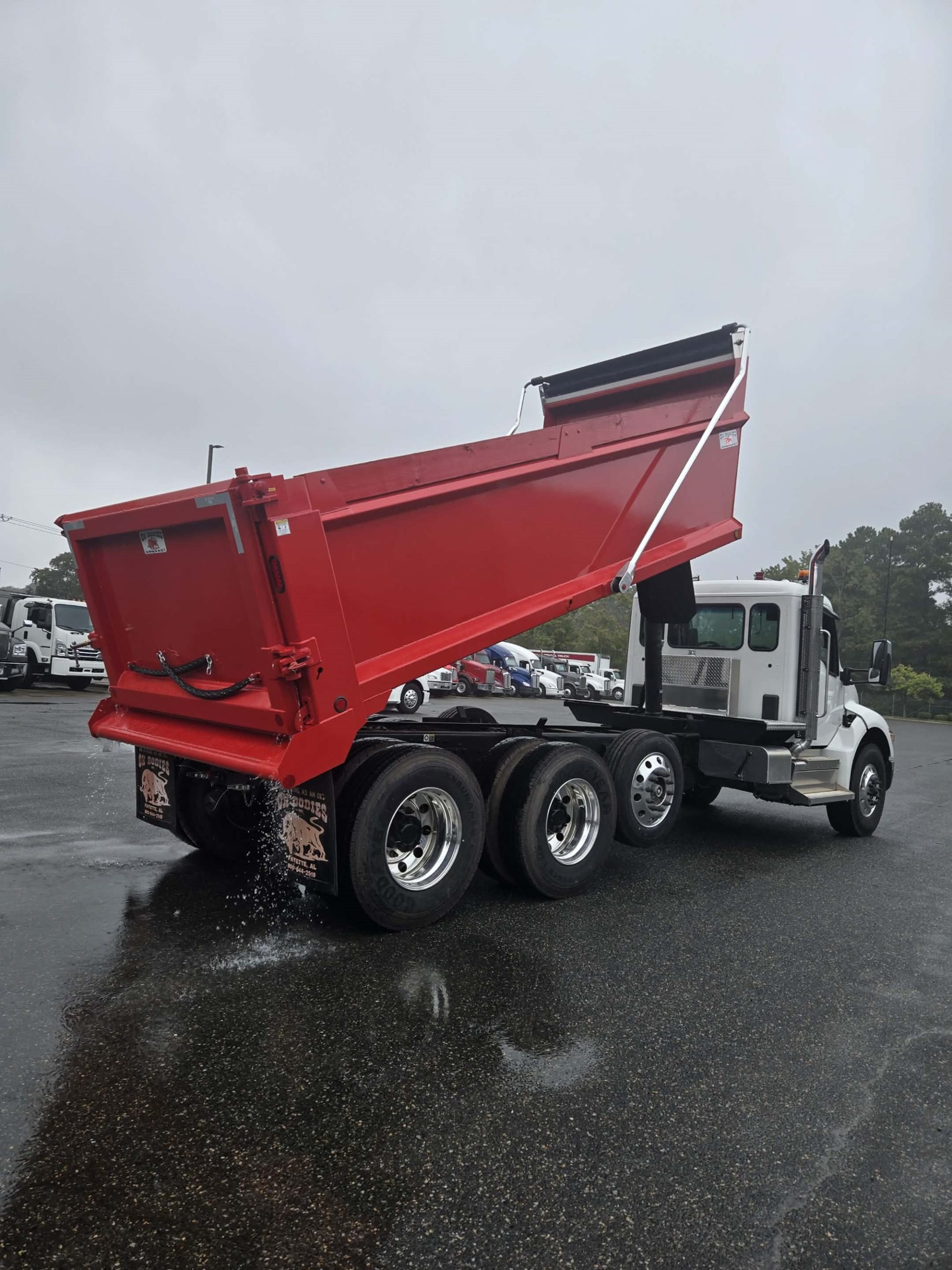 2025 Kenworth T480 - image 2