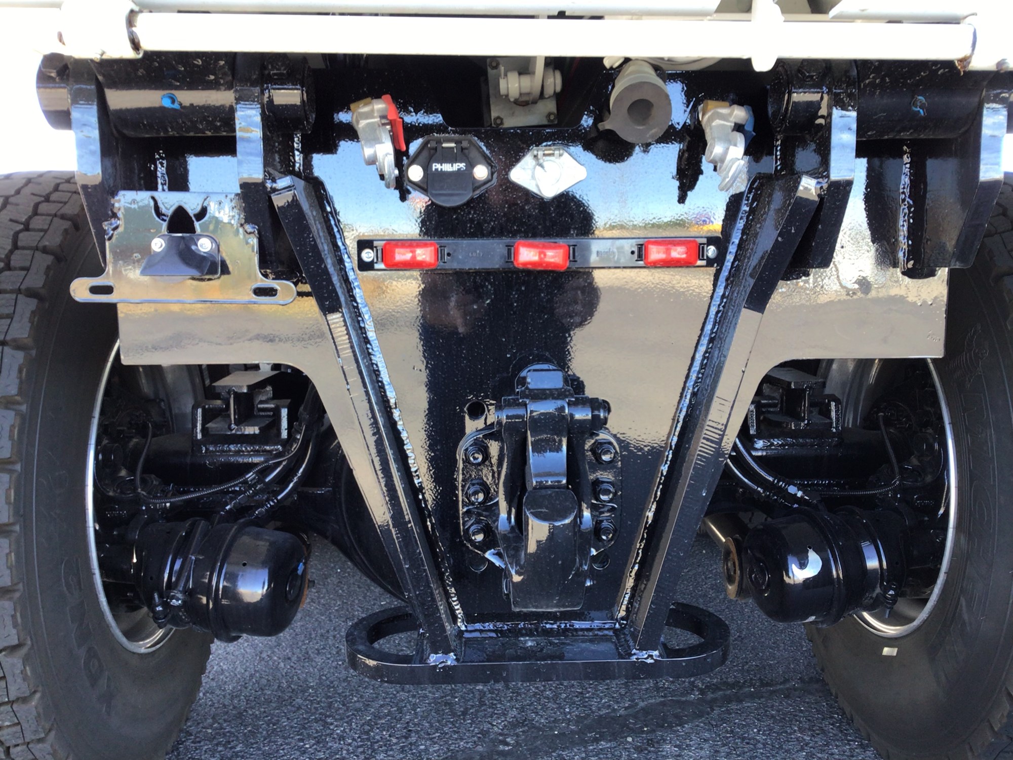 2026 Kenworth T880 - image 6 of 6